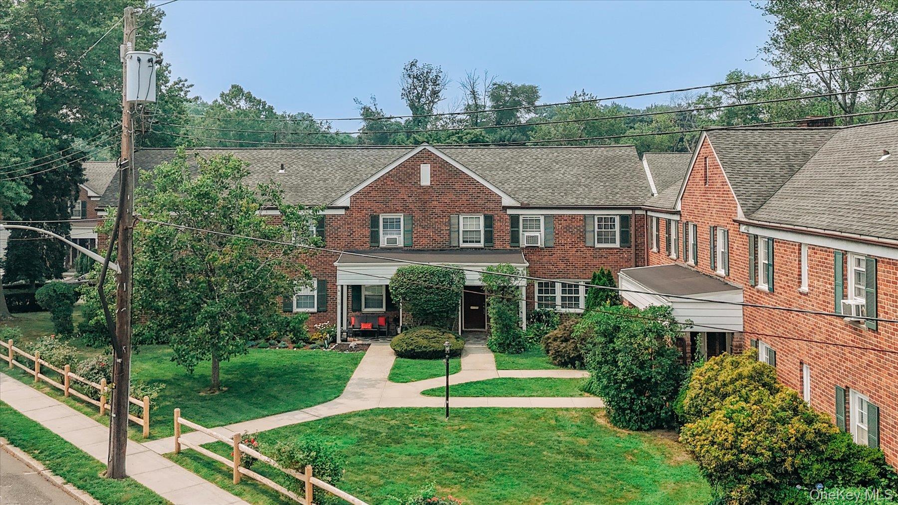 117 Robins Road, Unit 117 photo 22