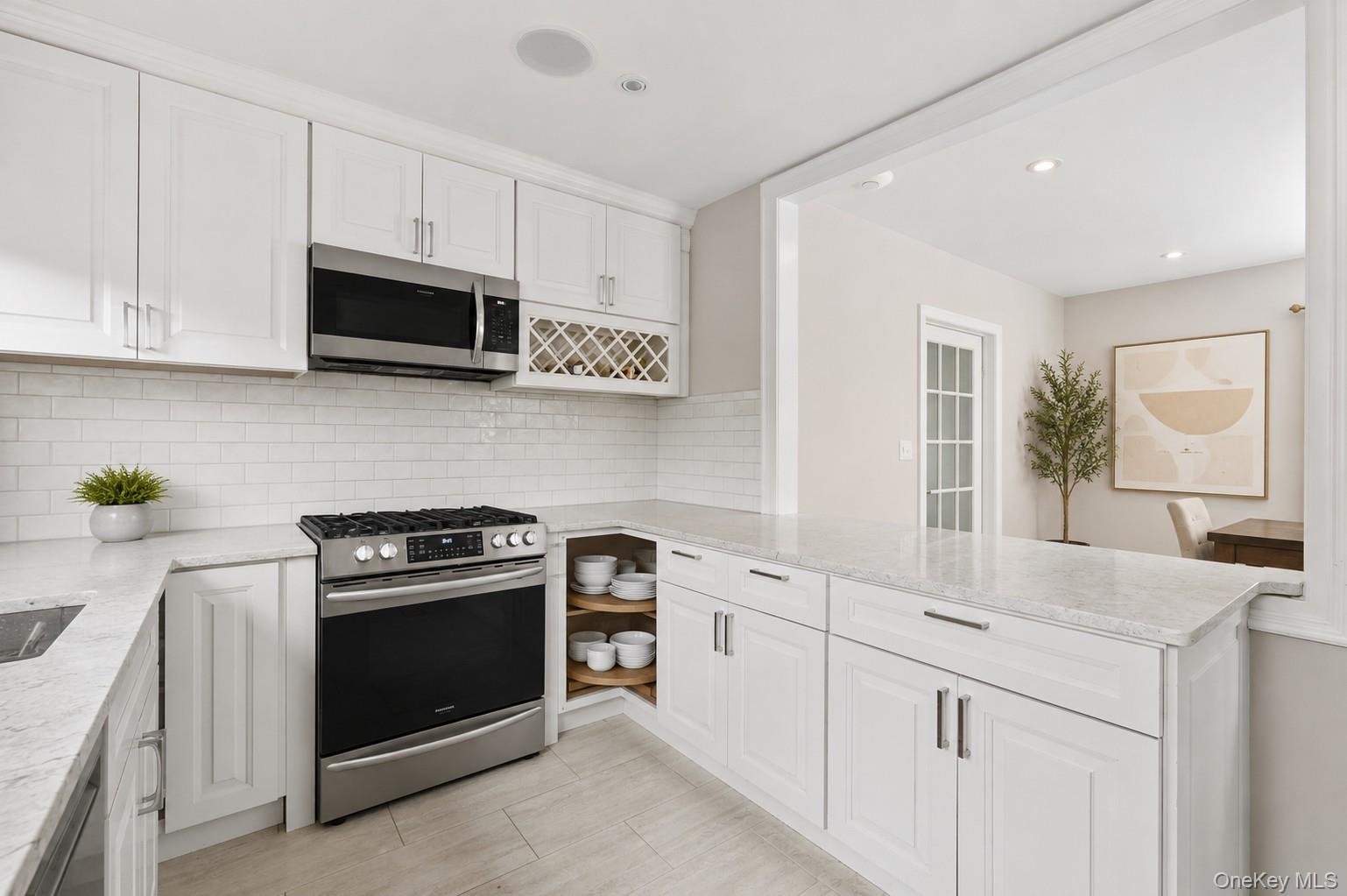 16 Marlboro Place – For Sale photo 6