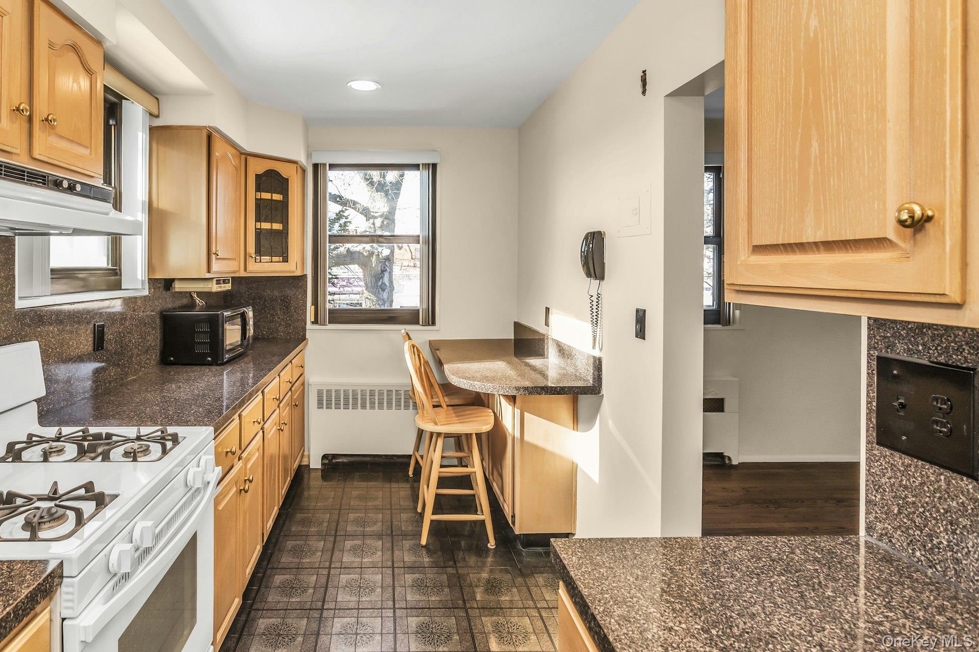21-47 Utopia Parkway, Unit 2 photo 6