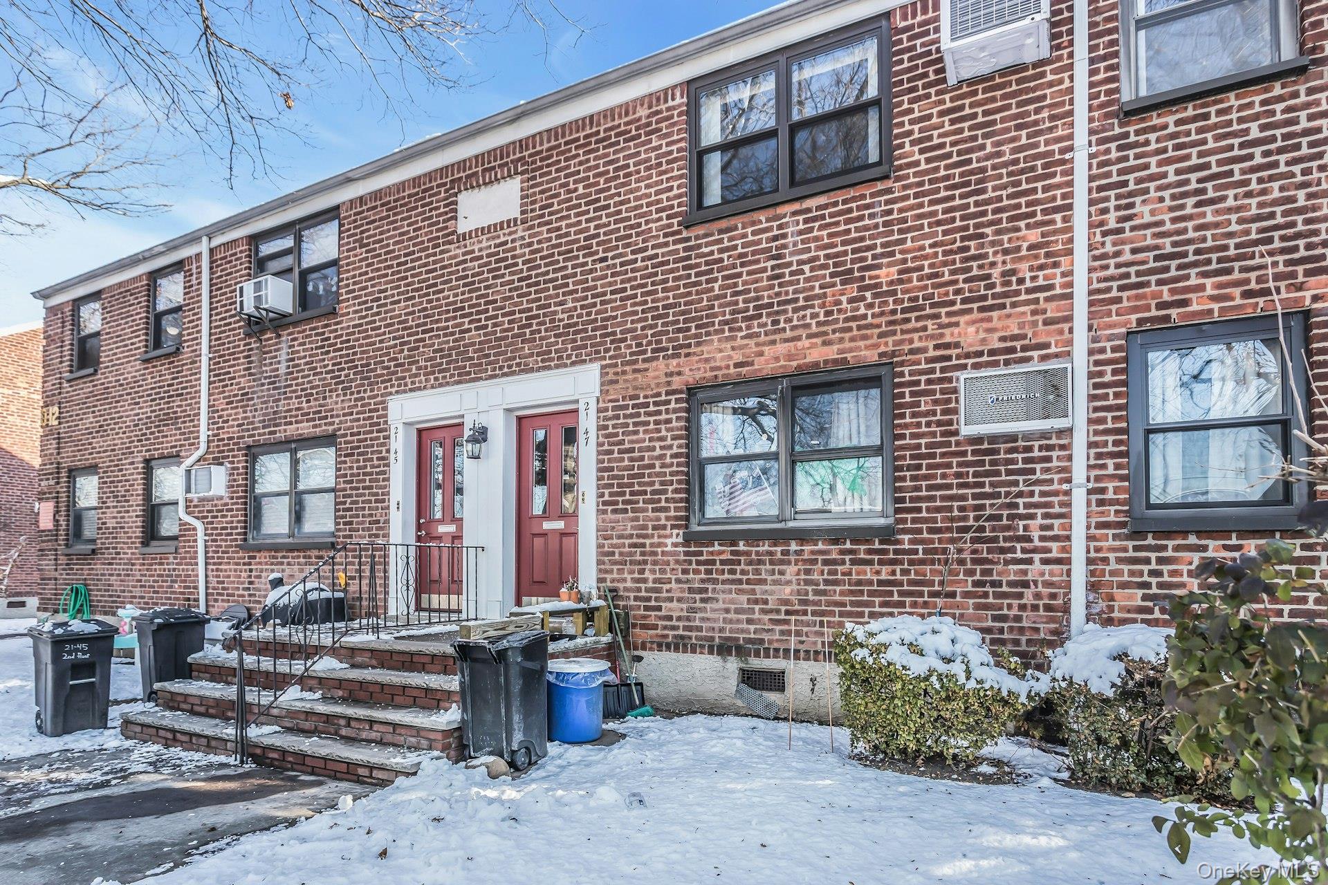 21-47 Utopia Parkway, Unit 2 photo 2