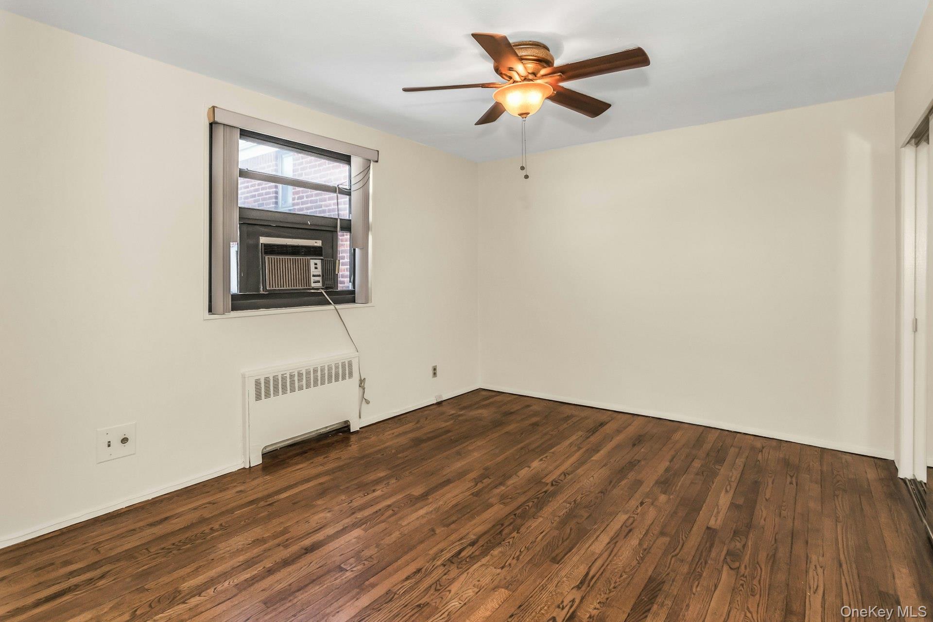 21-47 Utopia Parkway, Unit 2 photo 9