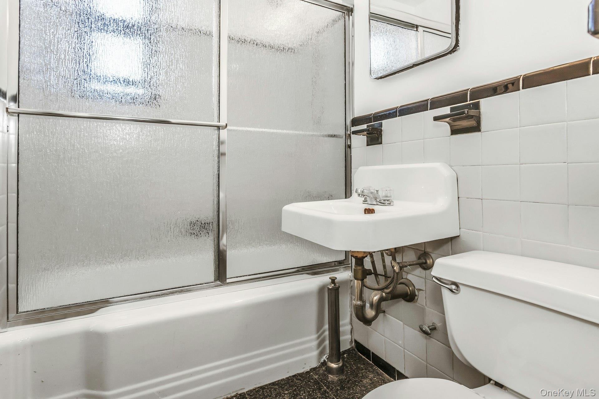 21-47 Utopia Parkway, Unit 2 photo 14
