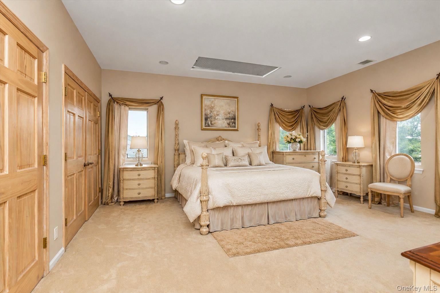 2489 Aron Drive W – For Sale photo 7