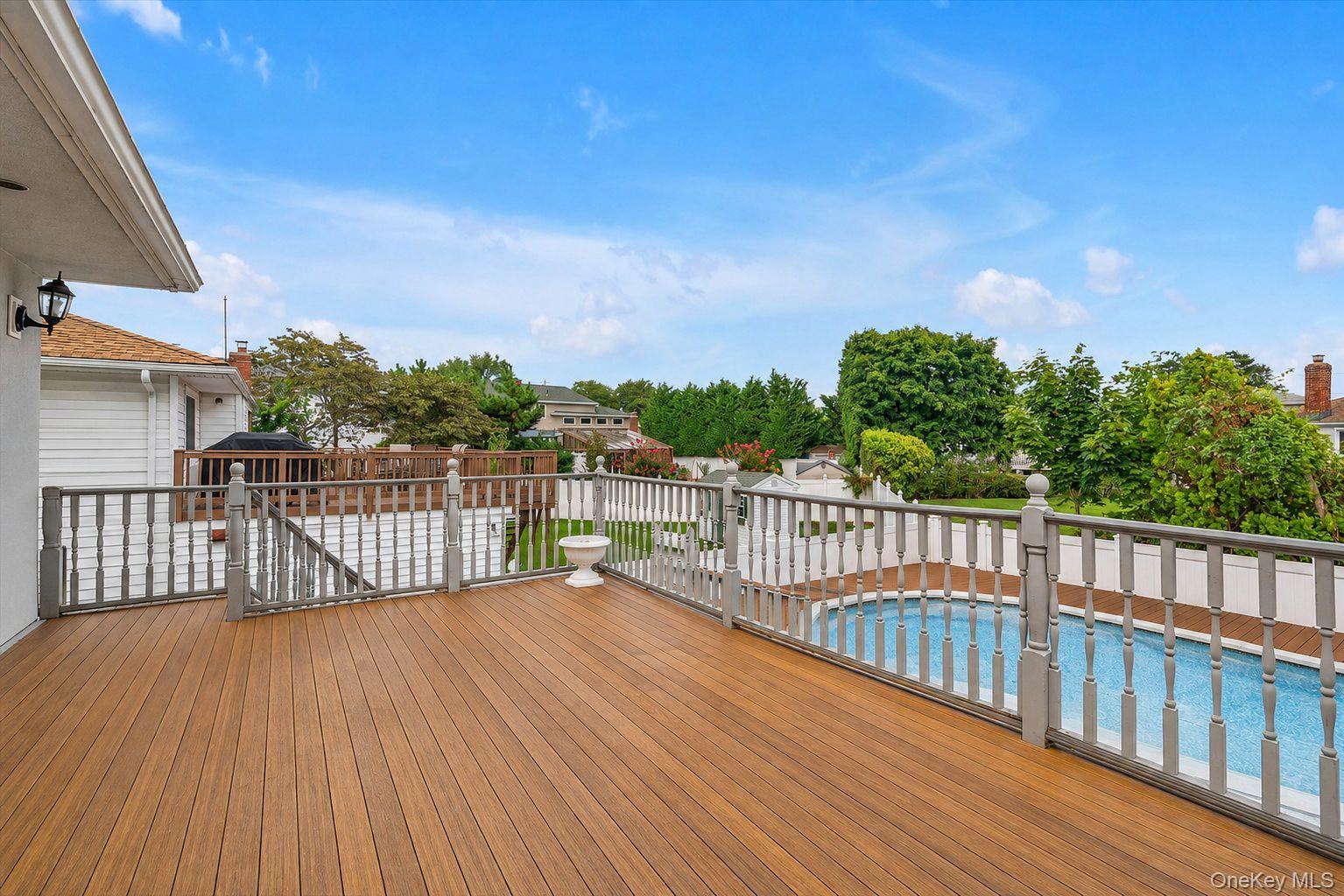 2489 Aron Drive W – For Sale photo 13