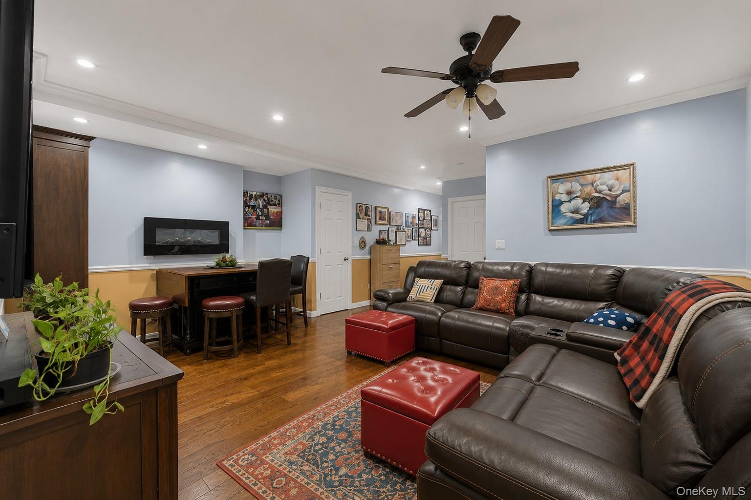 960 E 221st Street – For Sale photo 14