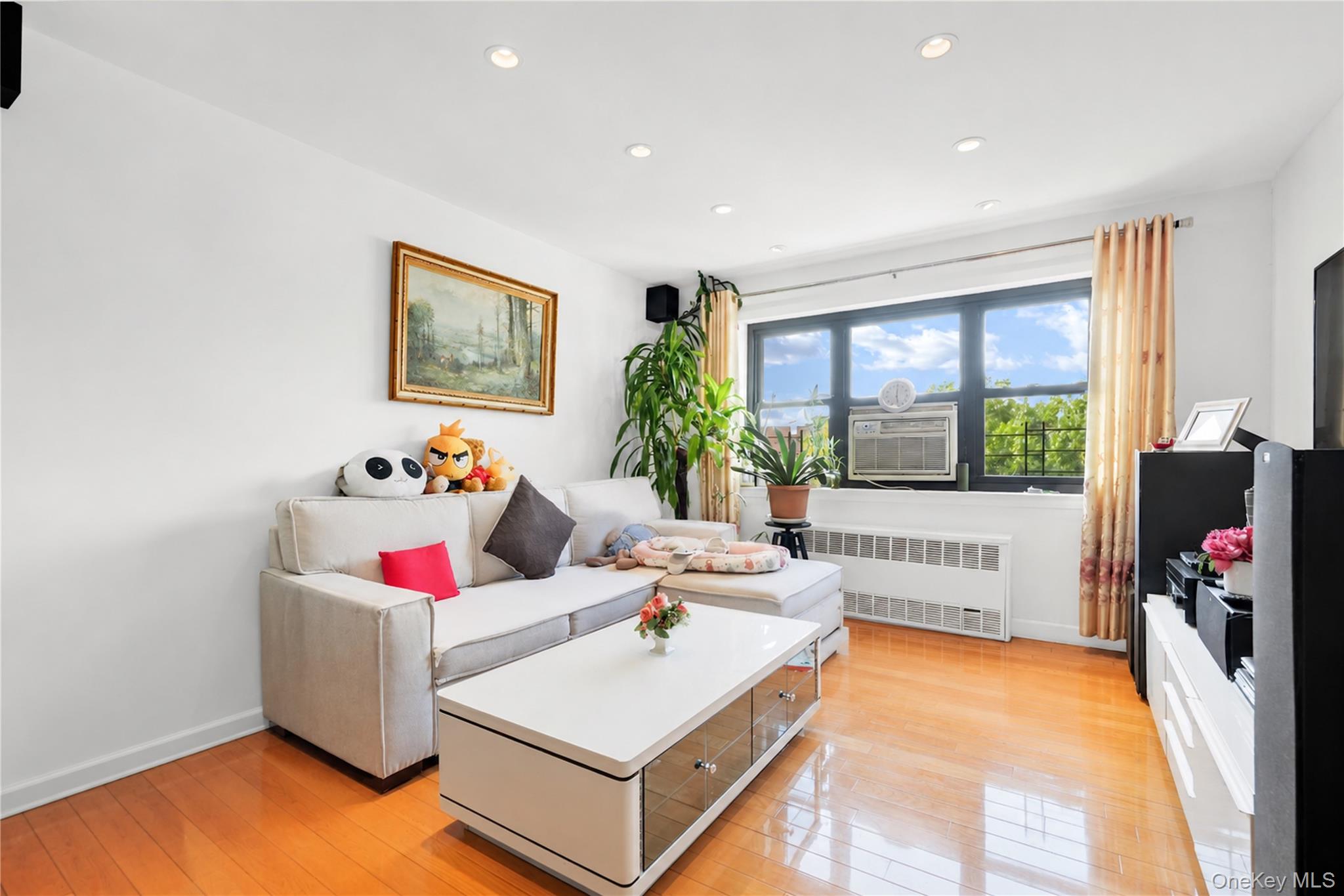 138-25 31 Drive, Unit 6L