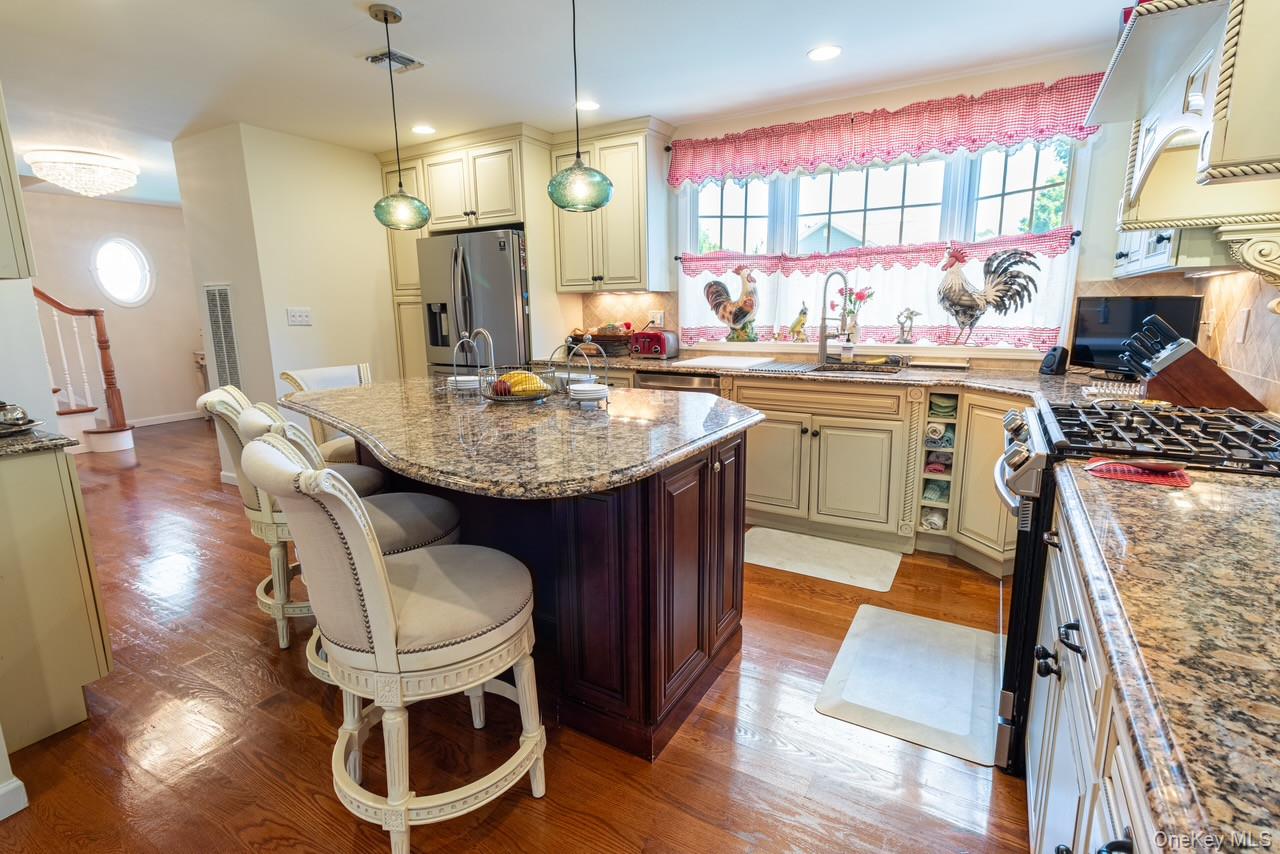 5 Hickory Lane – For Sale photo 8