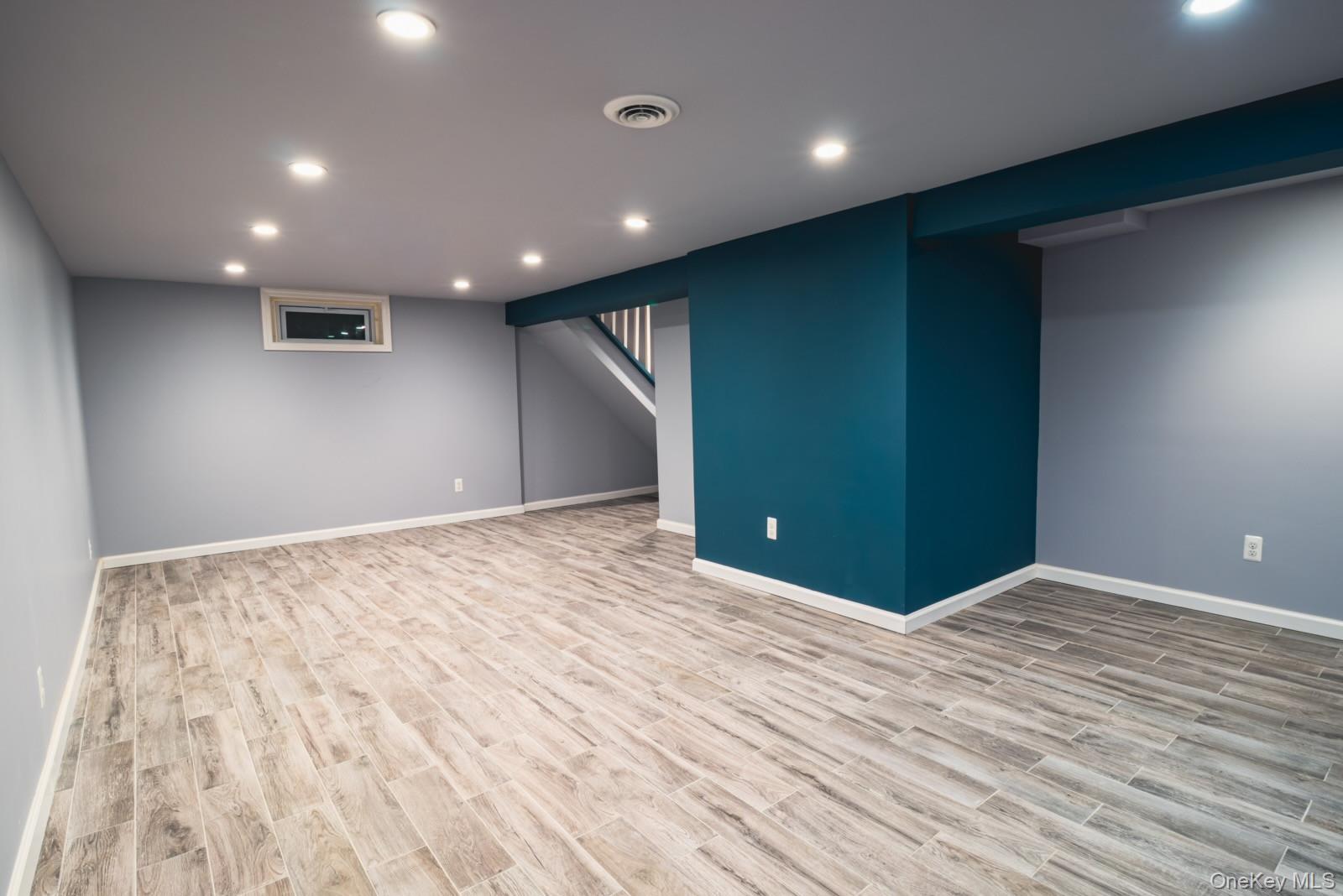 5 Hickory Lane – For Sale photo 15