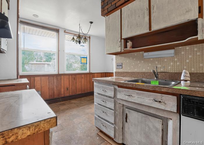 115 Rolling Way – For Sale photo 5