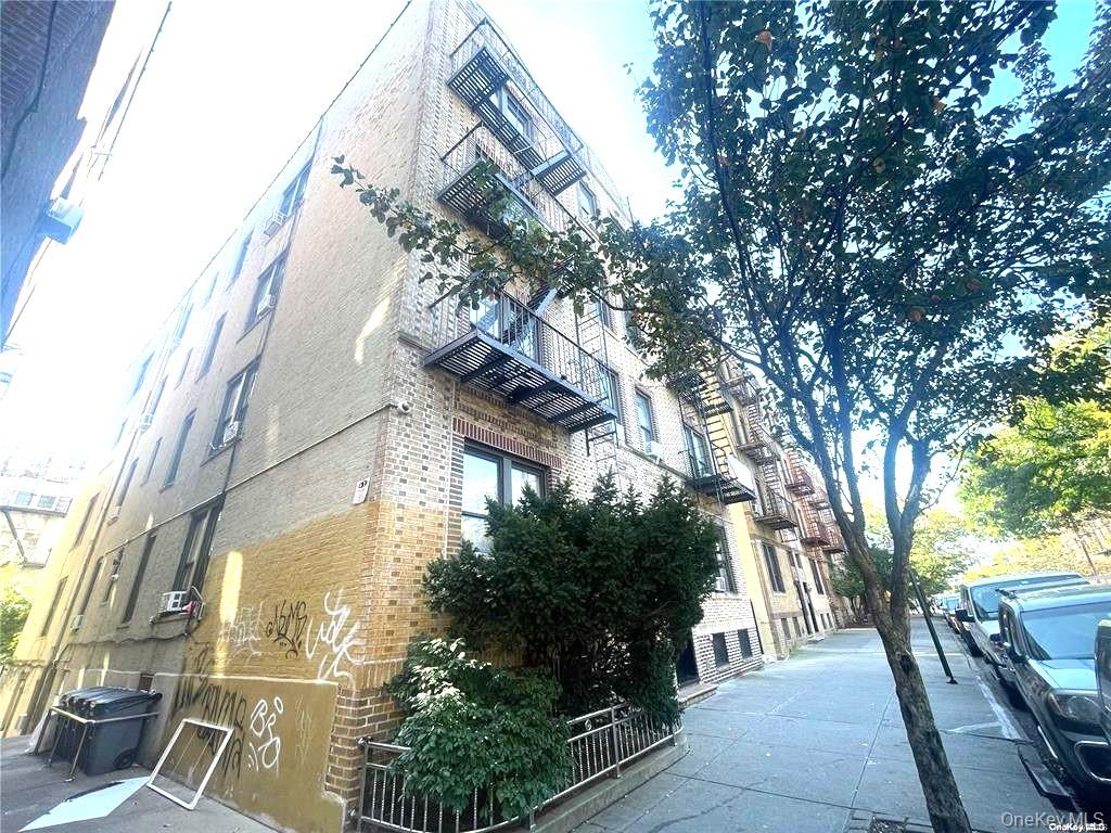 9926 41st Avenue – For Sale
