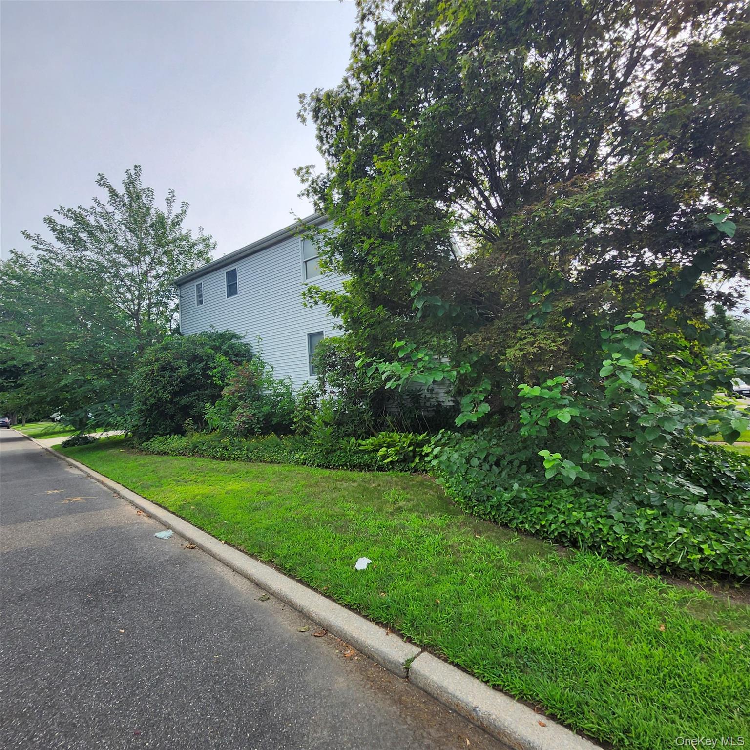 34 Parkside Drive – For Rent photo 2