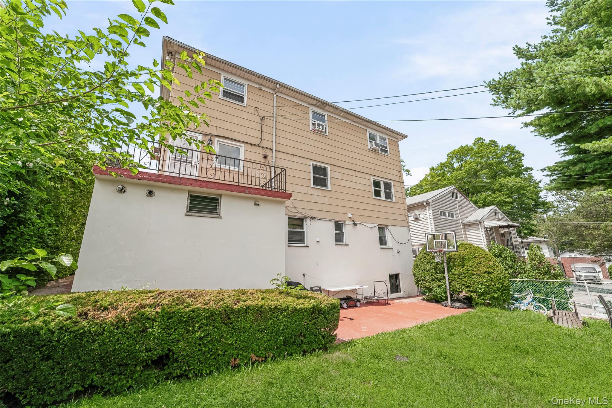 21 Bryn Mawr Place – For Sale photo 43