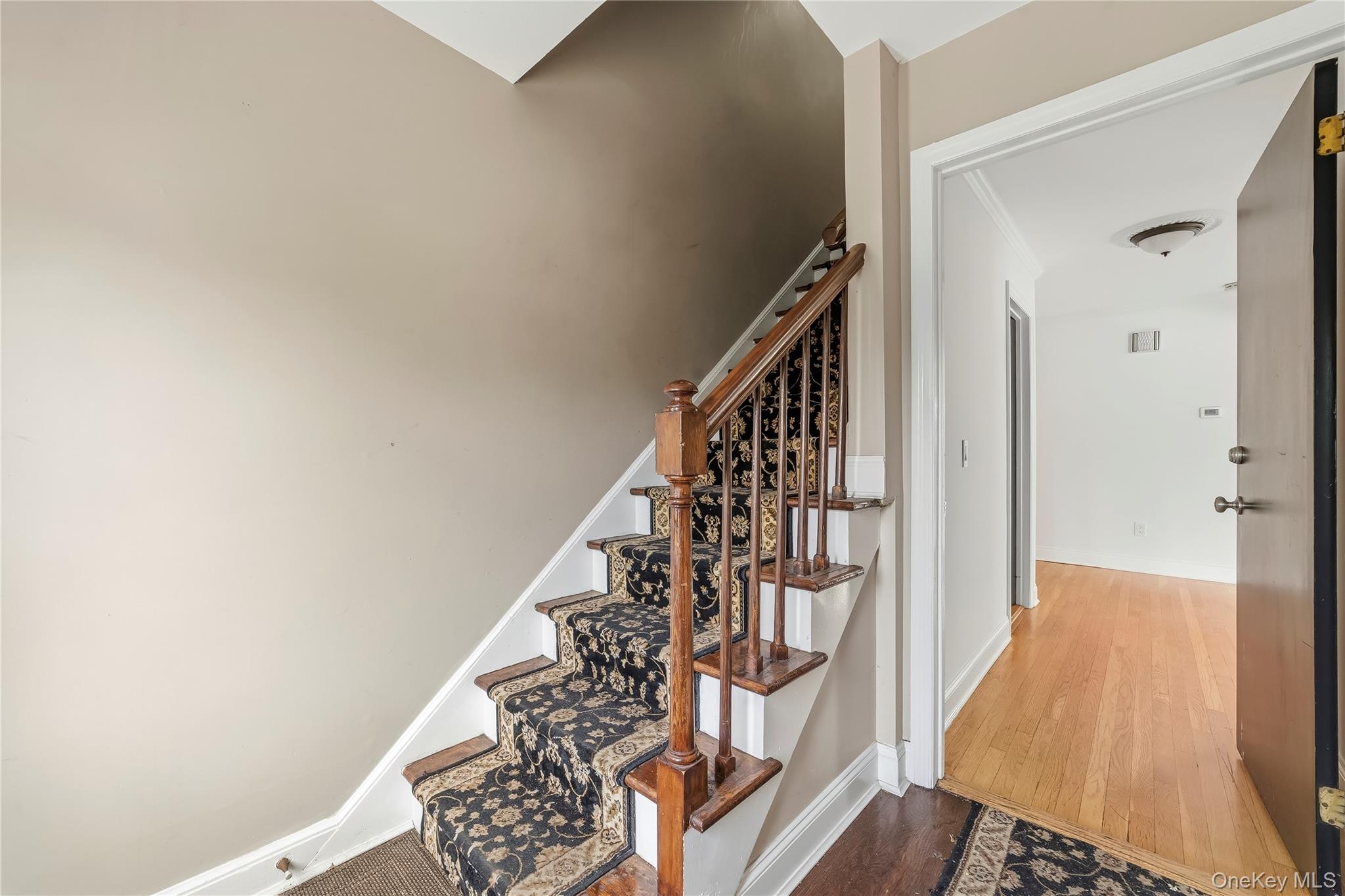 21 Bryn Mawr Place – For Sale photo 5
