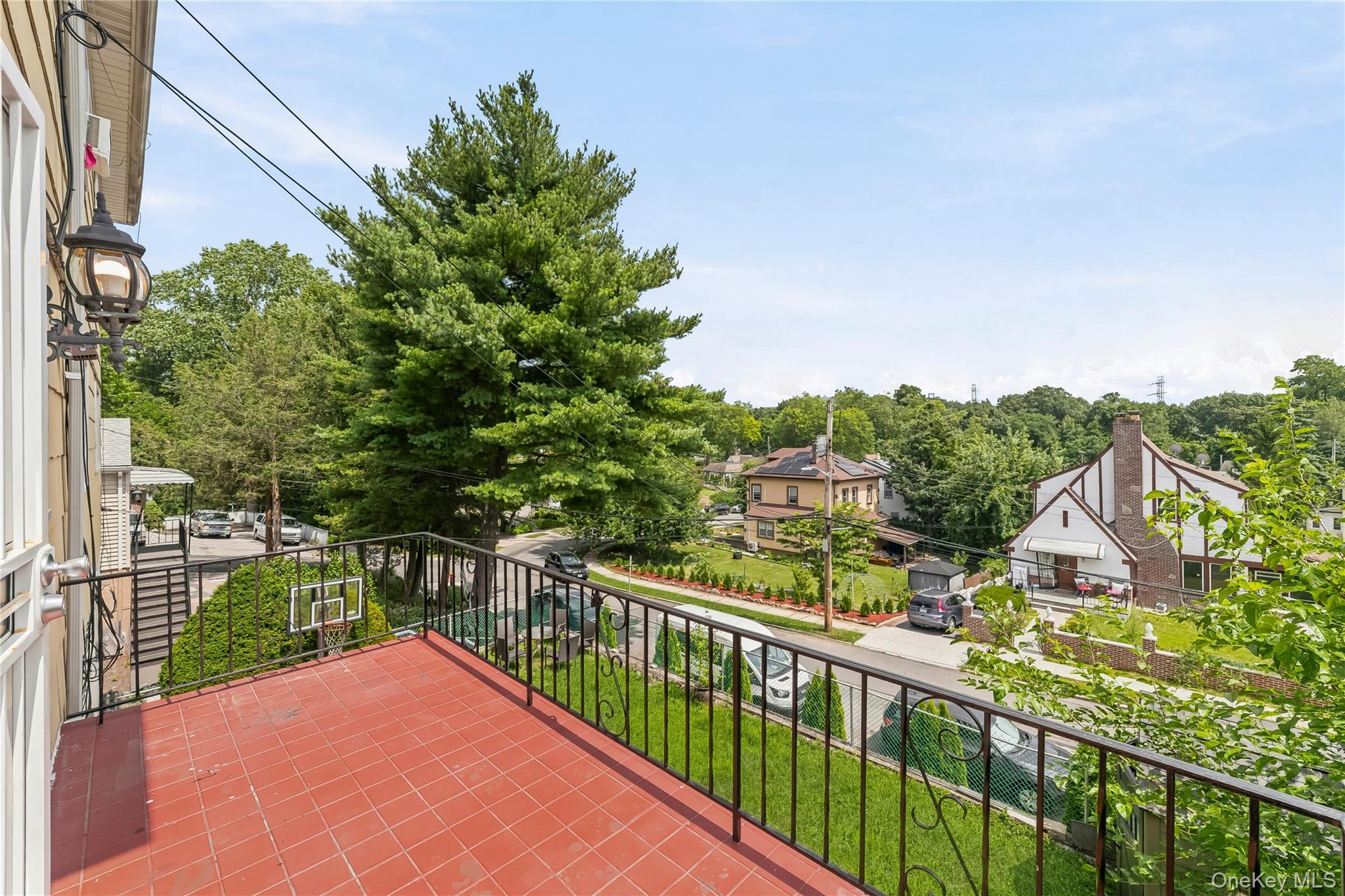 21 Bryn Mawr Place – For Sale photo 38