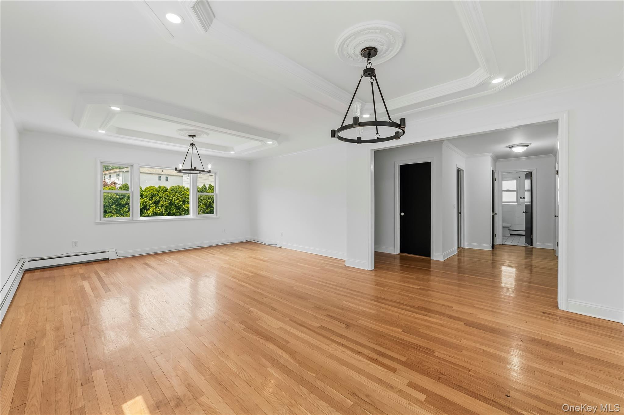 21 Bryn Mawr Place – For Sale photo 12