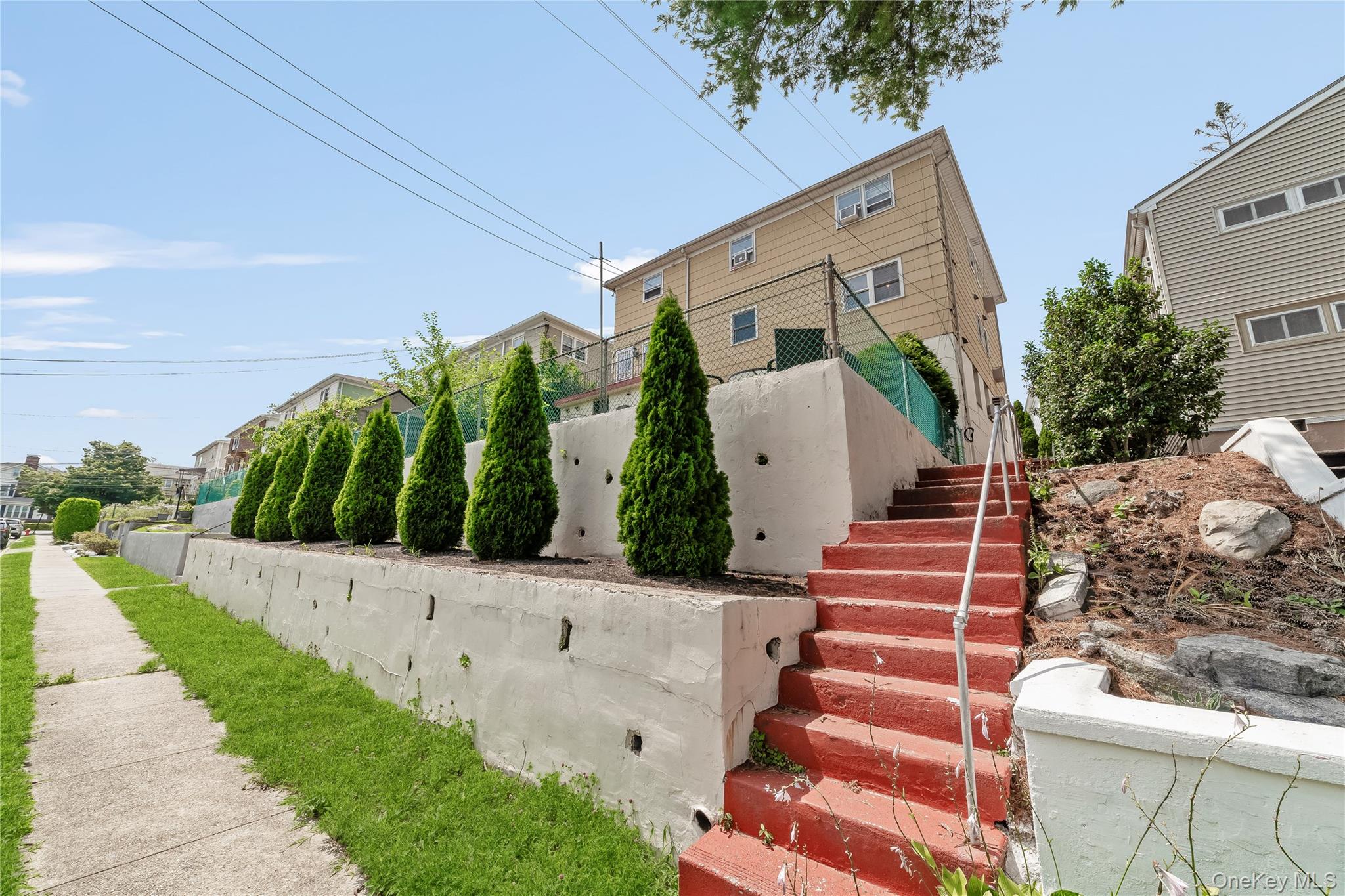 21 Bryn Mawr Place – For Sale photo 44