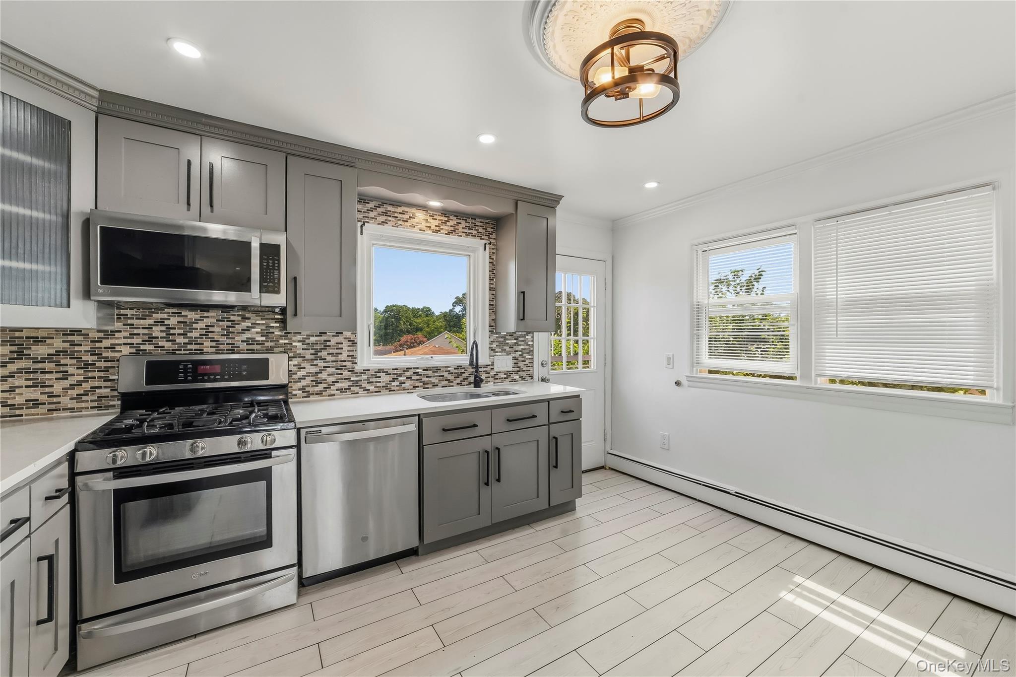21 Bryn Mawr Place – For Sale photo 7