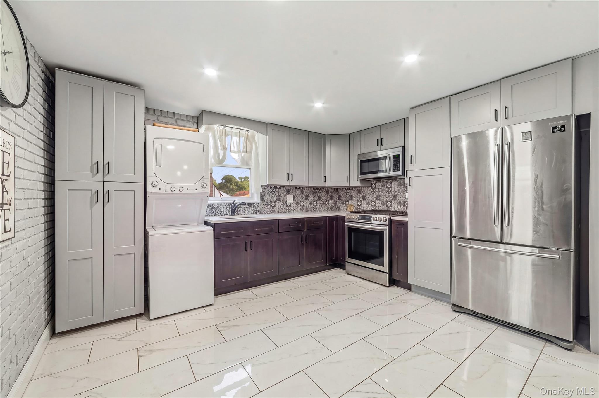 21 Bryn Mawr Place – For Sale photo 29