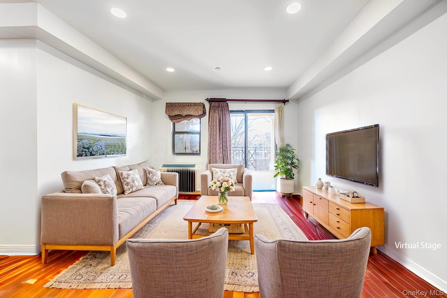 71-19 162 Street, Unit 3D photo 3