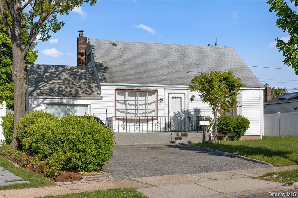 47 Cardinal Road – For Sale photo 3