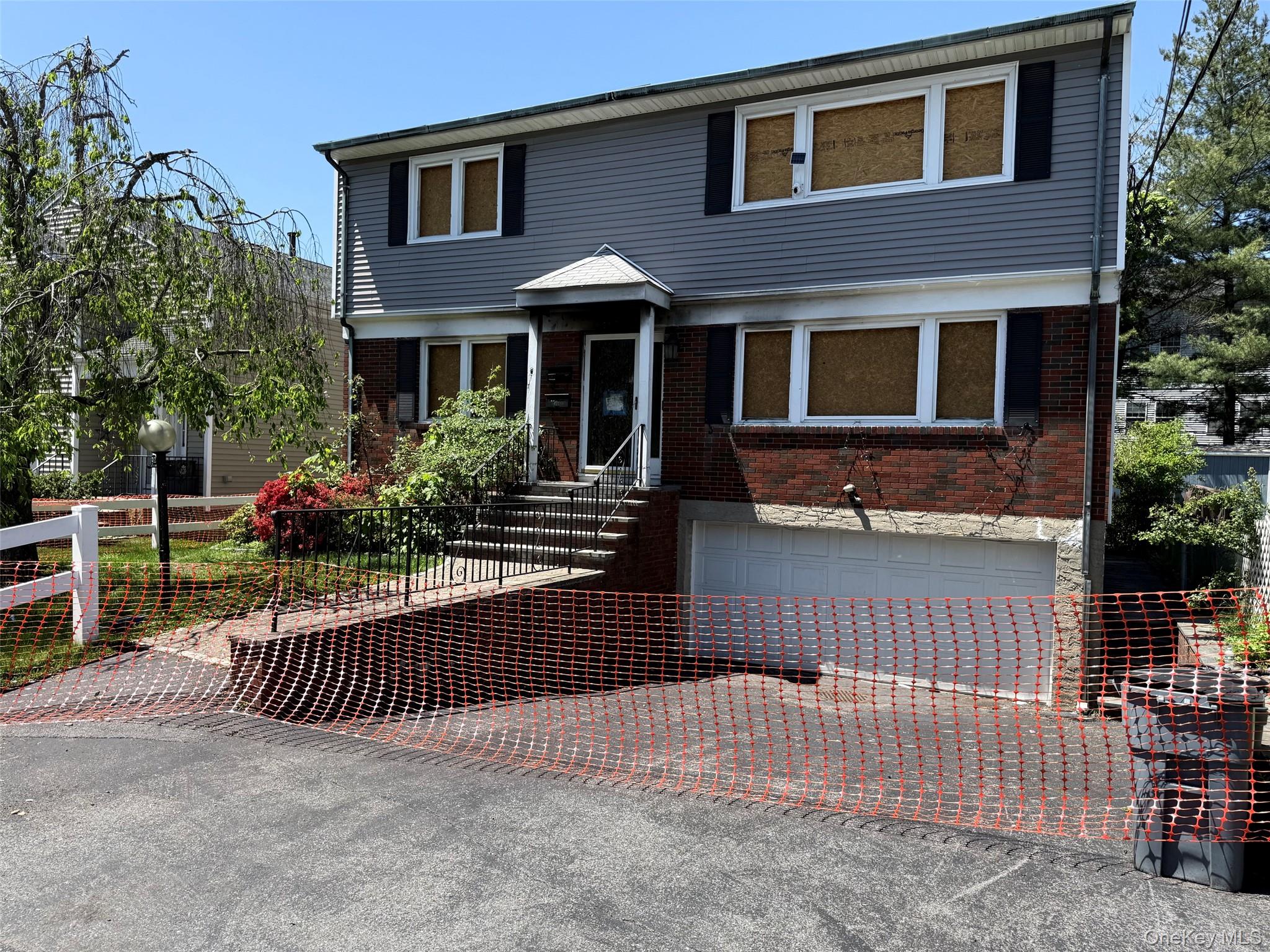 912 Lester Avenue – For Sale