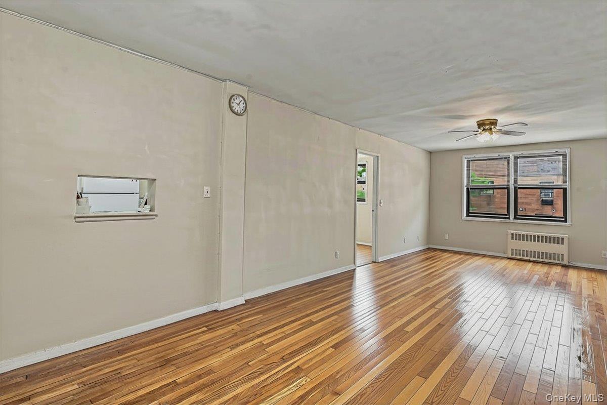 143-30 Roosevelt Avenue, Unit 3L photo 7