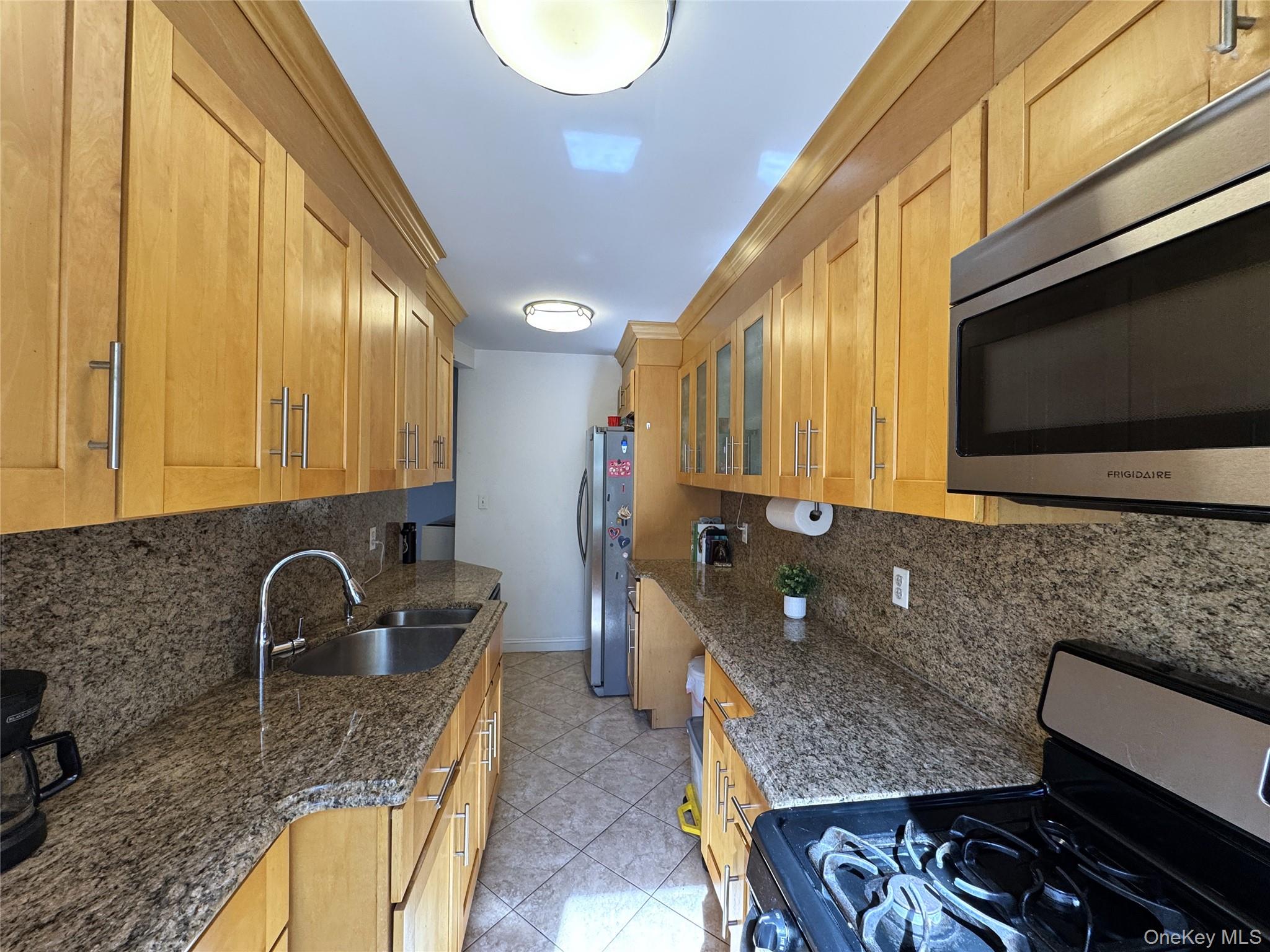 141-02 78th Road, Unit 3K photo 7