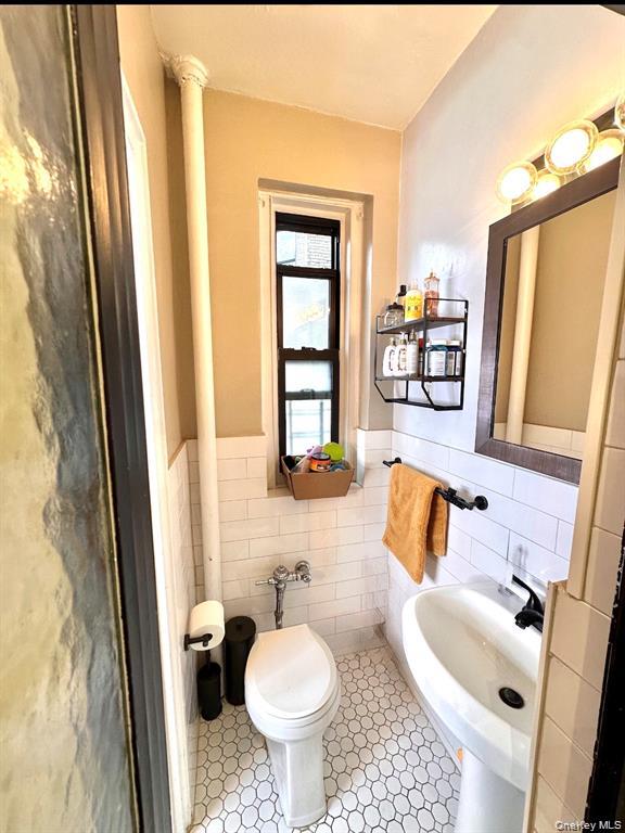 190 E Mosholu Parkway S, Unit 1J photo 8