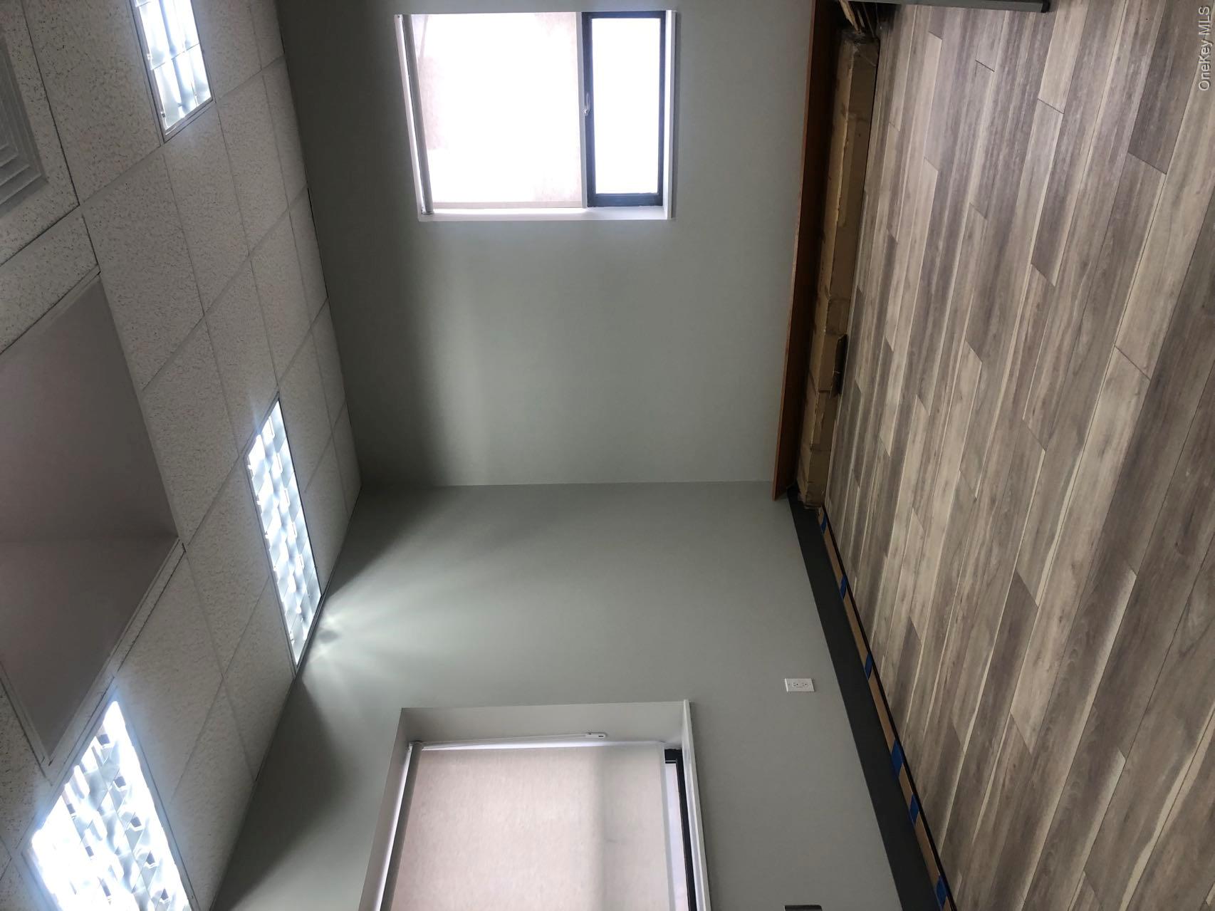 13343 35th Avenue, Unit 2nd fl photo 2