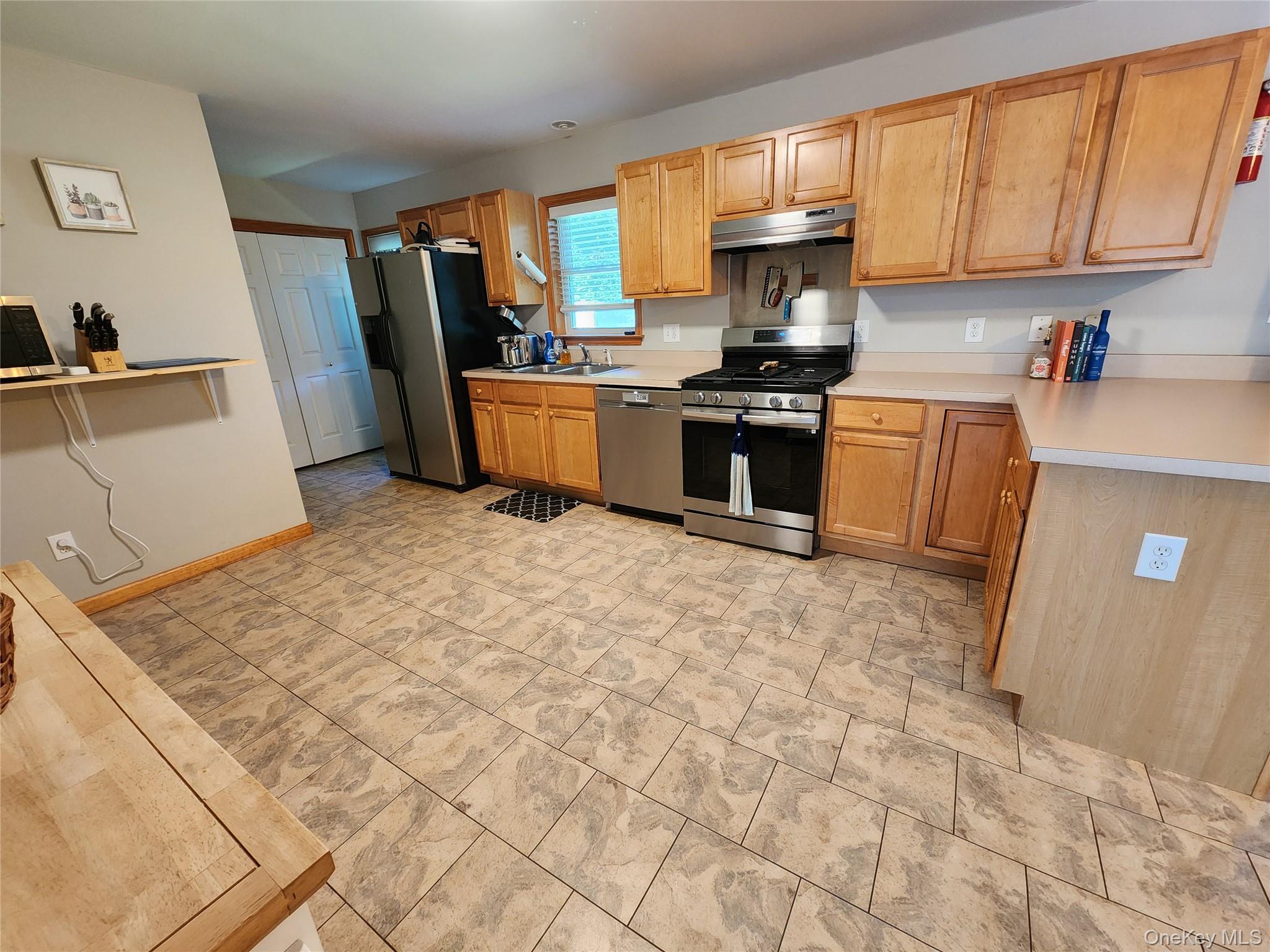5 John Street – For Sale photo 3