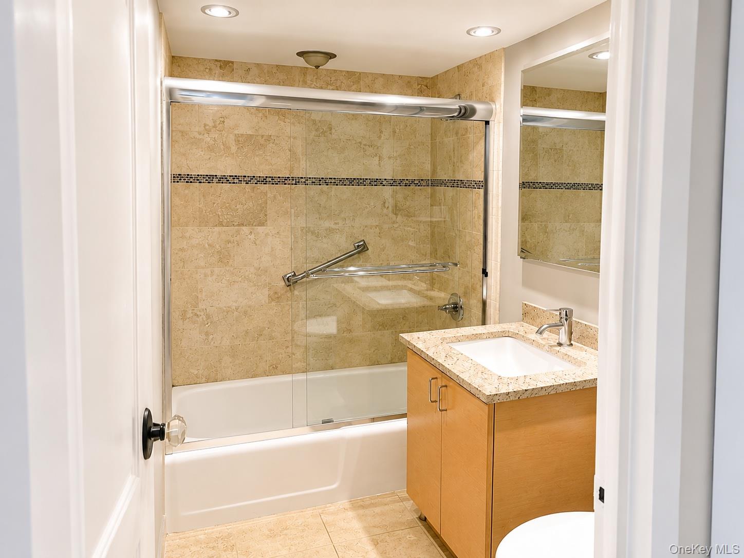 1155 Warburton Avenue, Unit 2 P-R photo 16