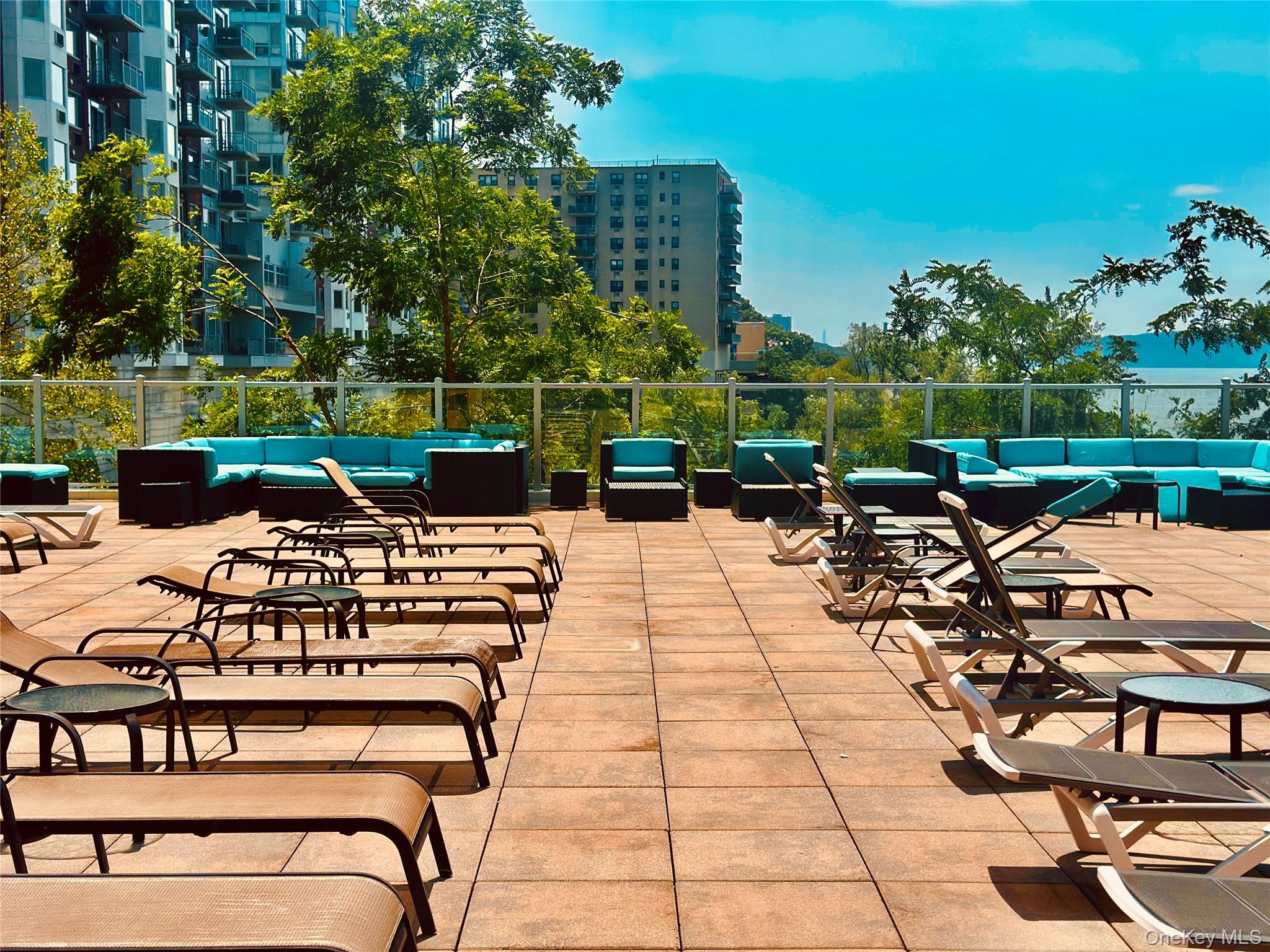 1155 Warburton Avenue, Unit 2 P-R photo 8