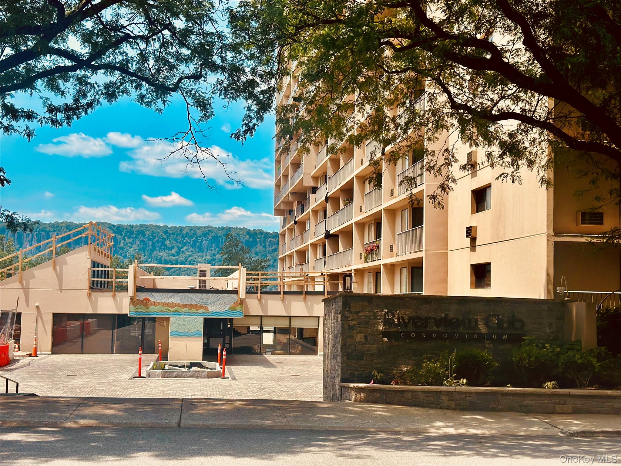 1155 Warburton Avenue, Unit 2 P-R