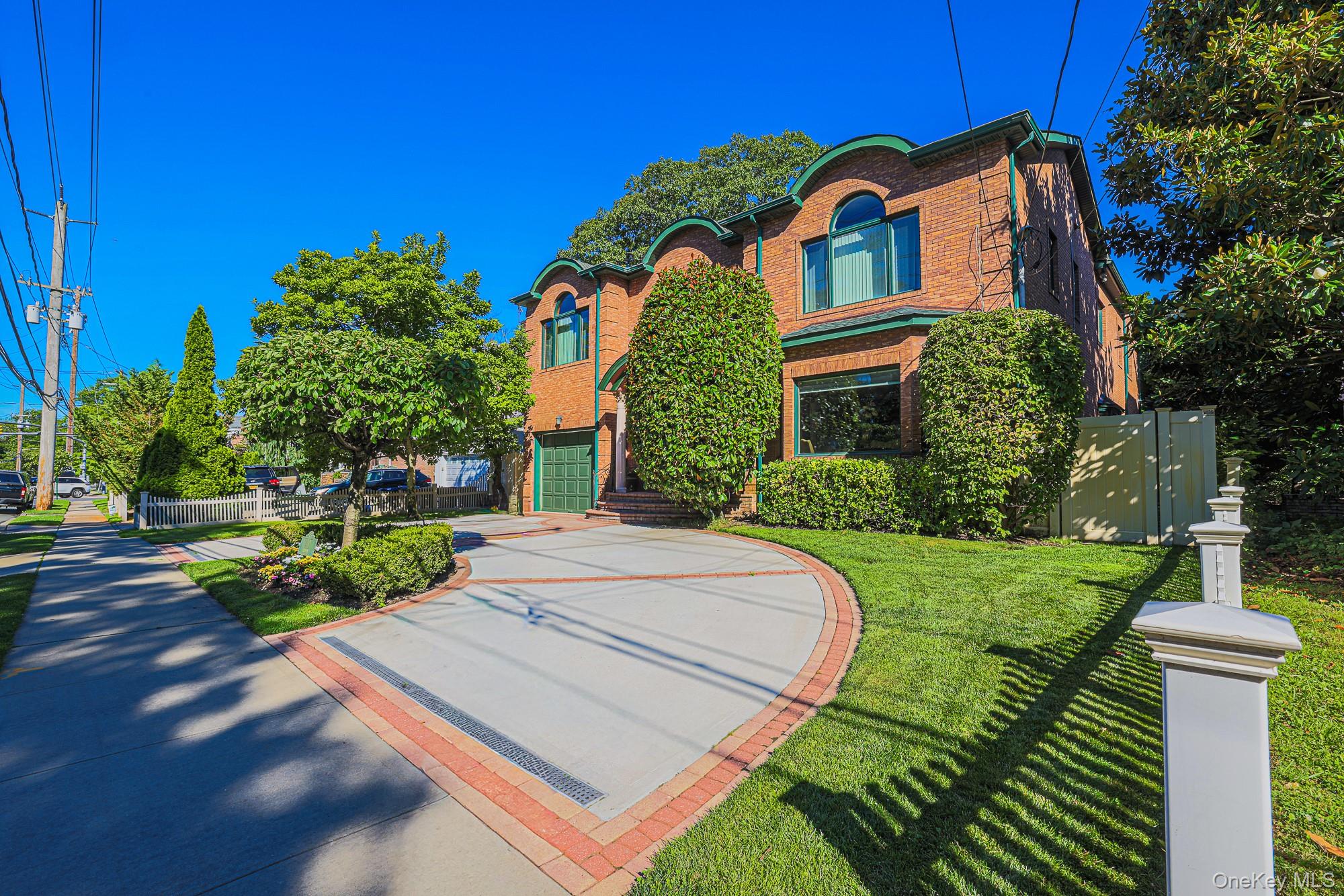 410 Broadway – For Sale photo 4
