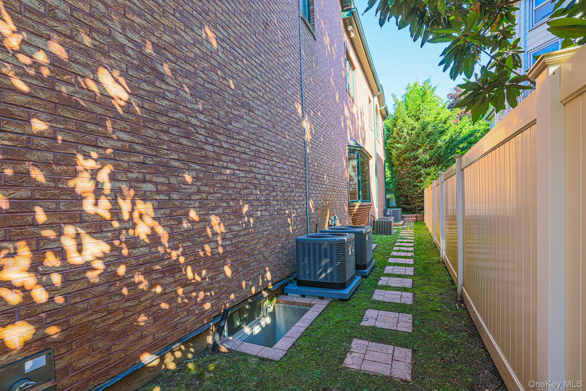 410 Broadway – For Sale photo 14