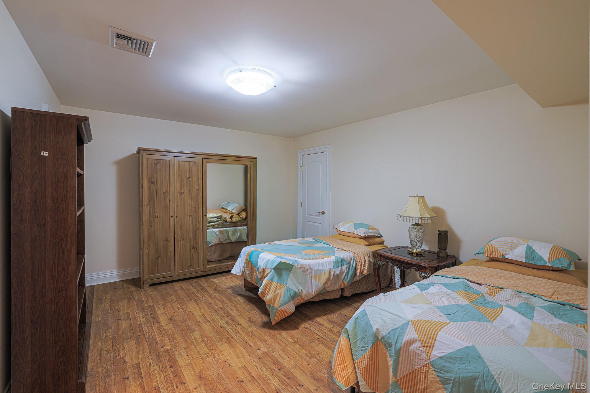 410 Broadway – For Sale photo 31