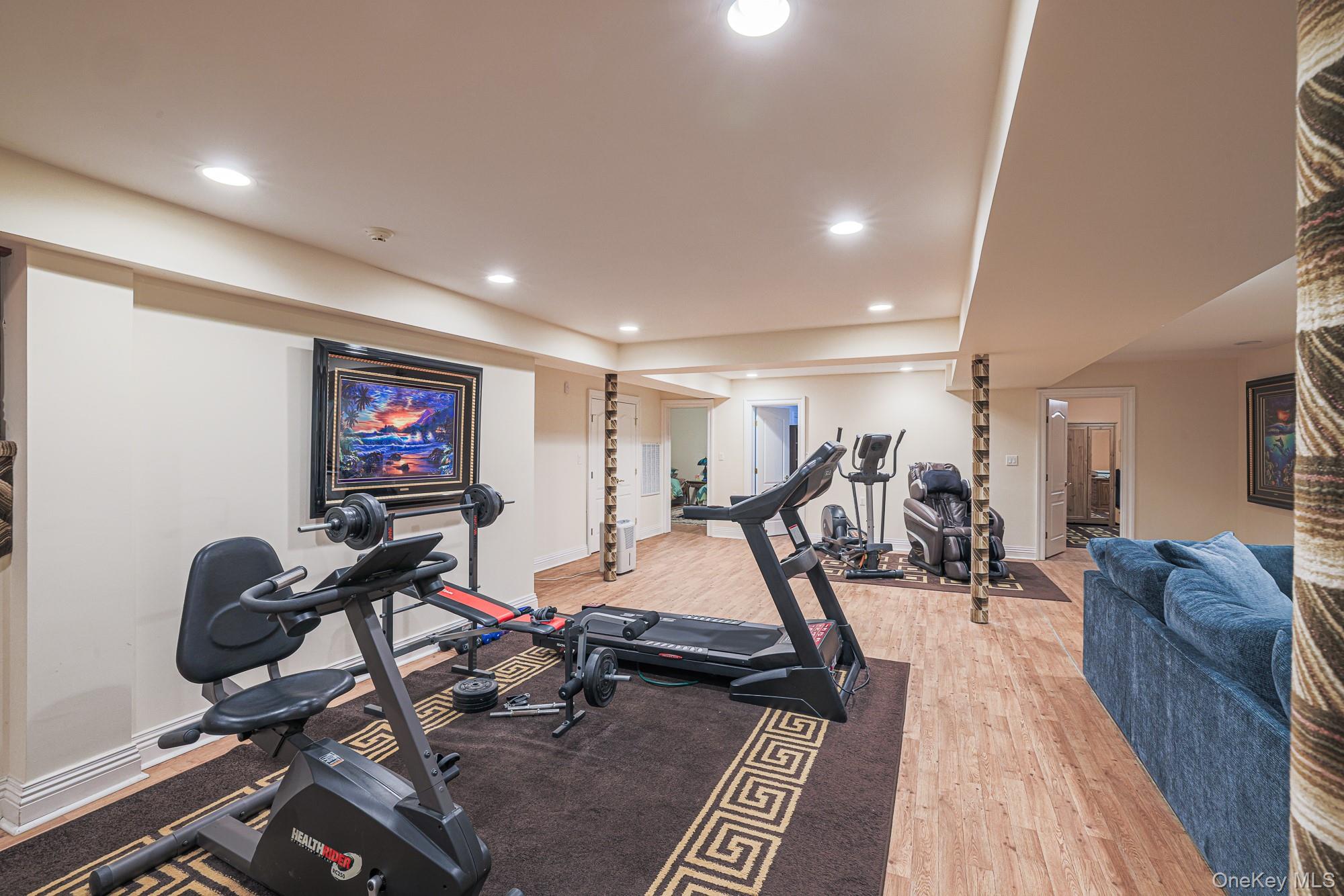 410 Broadway – For Sale photo 27