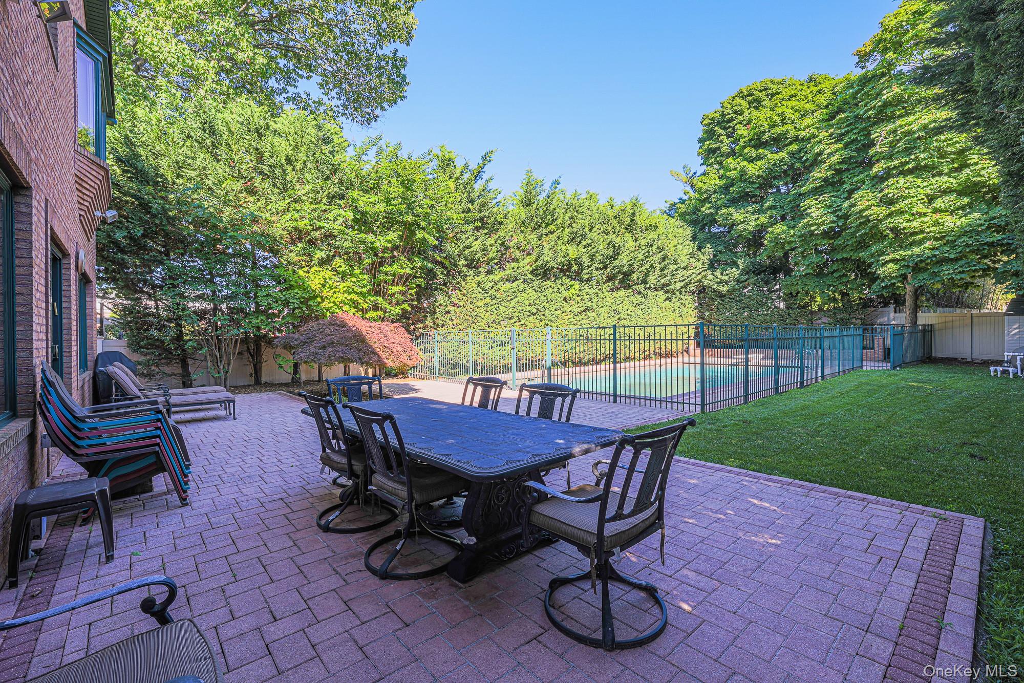 410 Broadway – For Sale photo 46