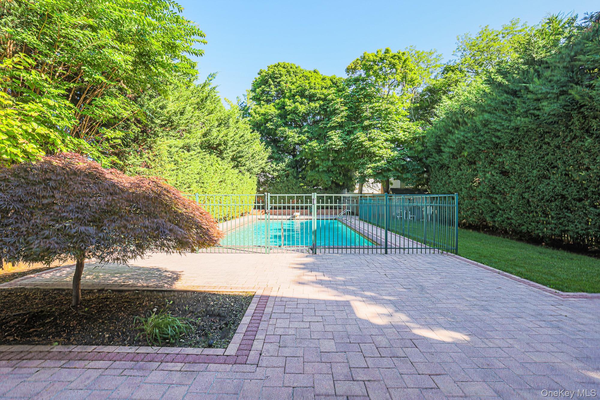 410 Broadway – For Sale photo 11