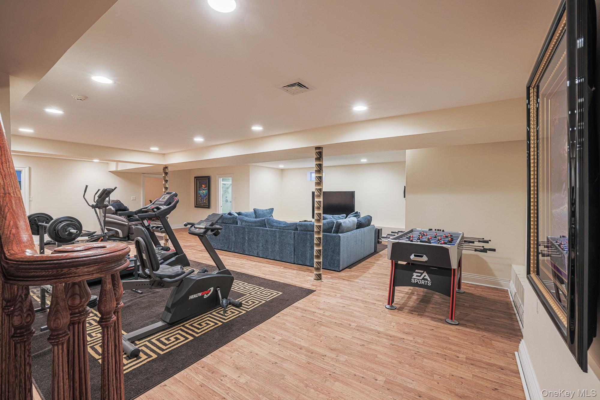 410 Broadway – For Sale photo 26