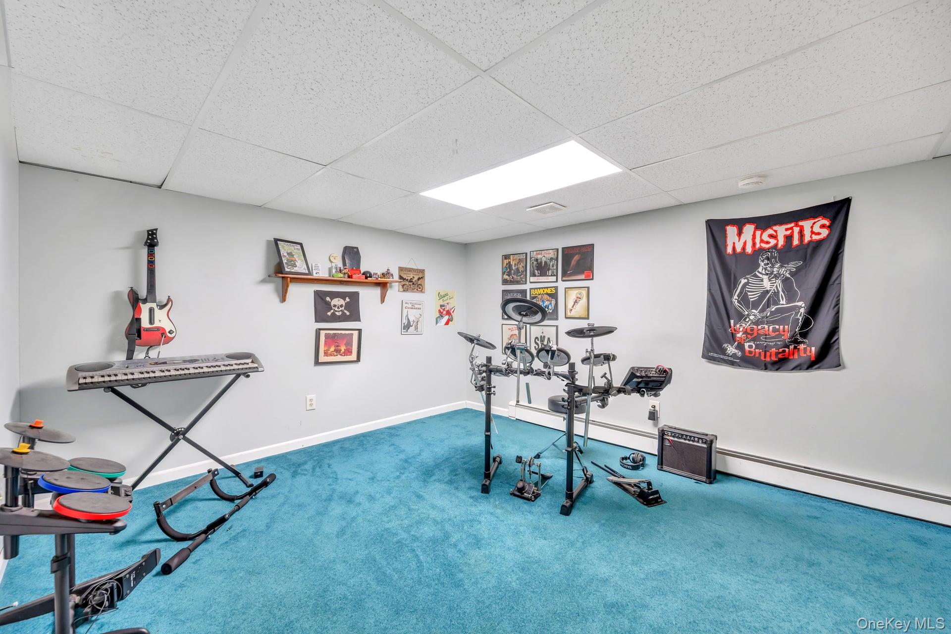 25 Walter Drive – For Sale photo 21