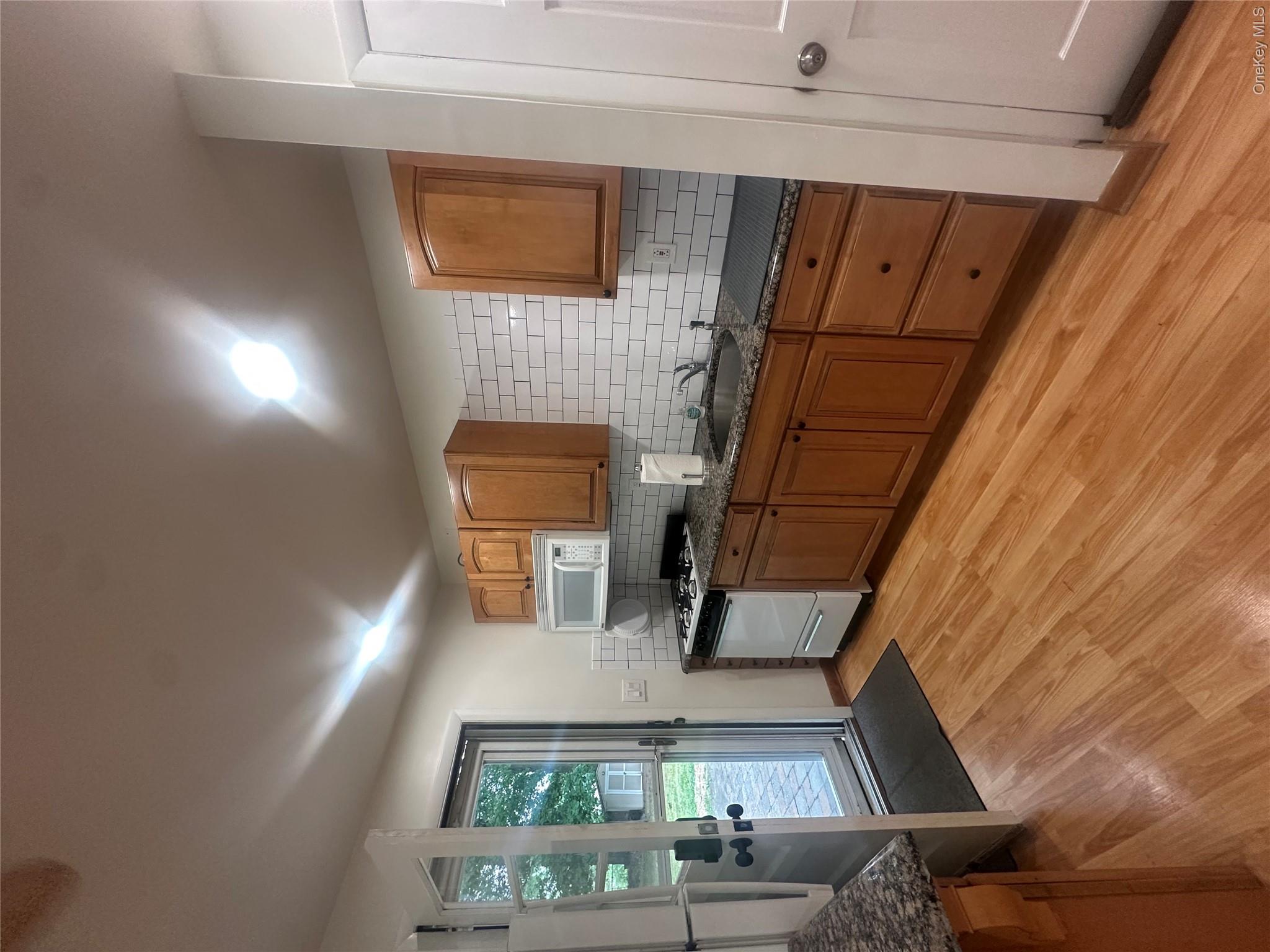 733 Jacqueline Drive – For Rent photo 4