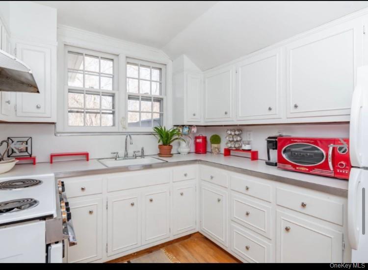 1680 N Sea Road – For Sale photo 3