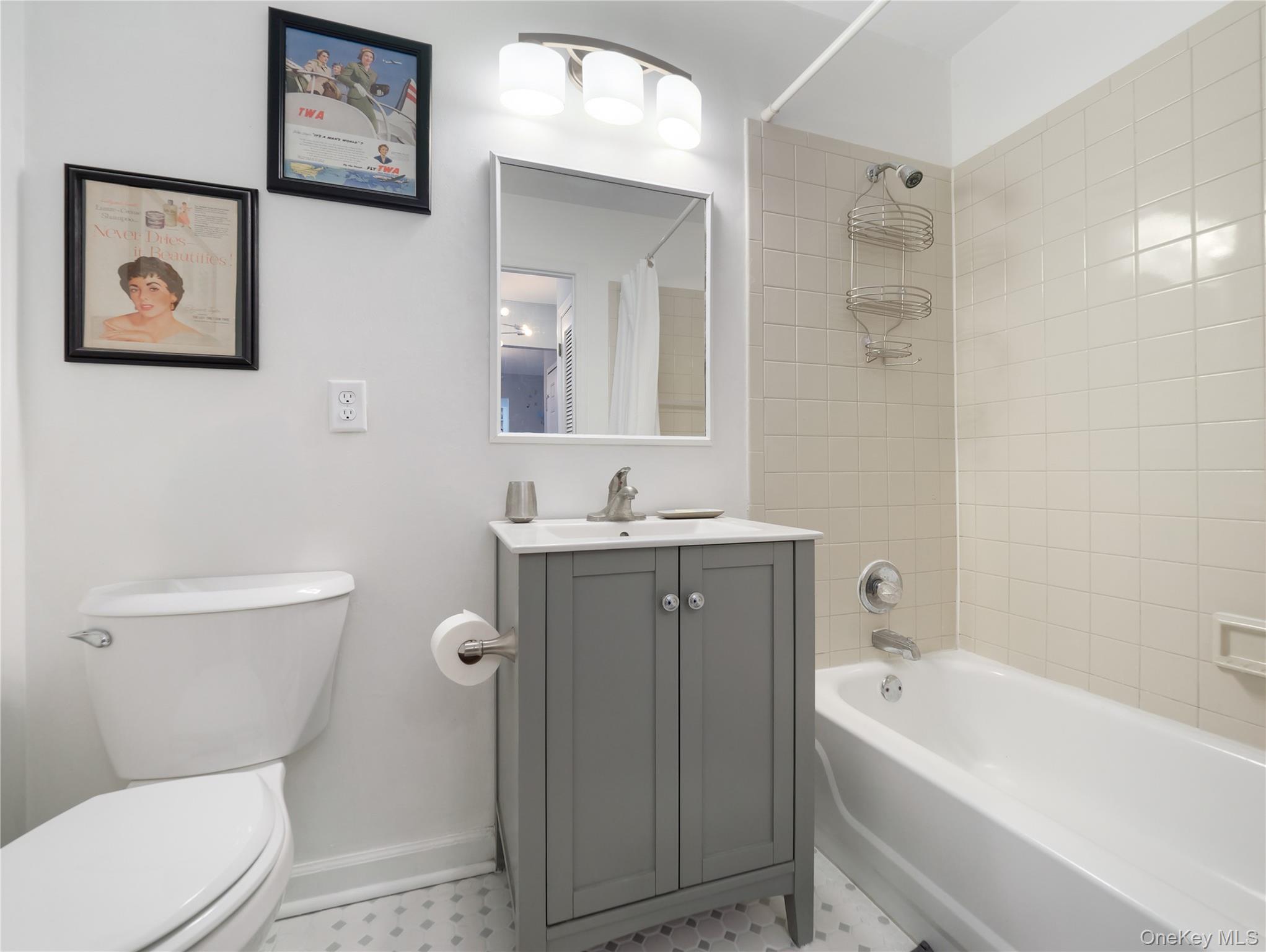 44 Johnes Street, Unit 207J photo 19