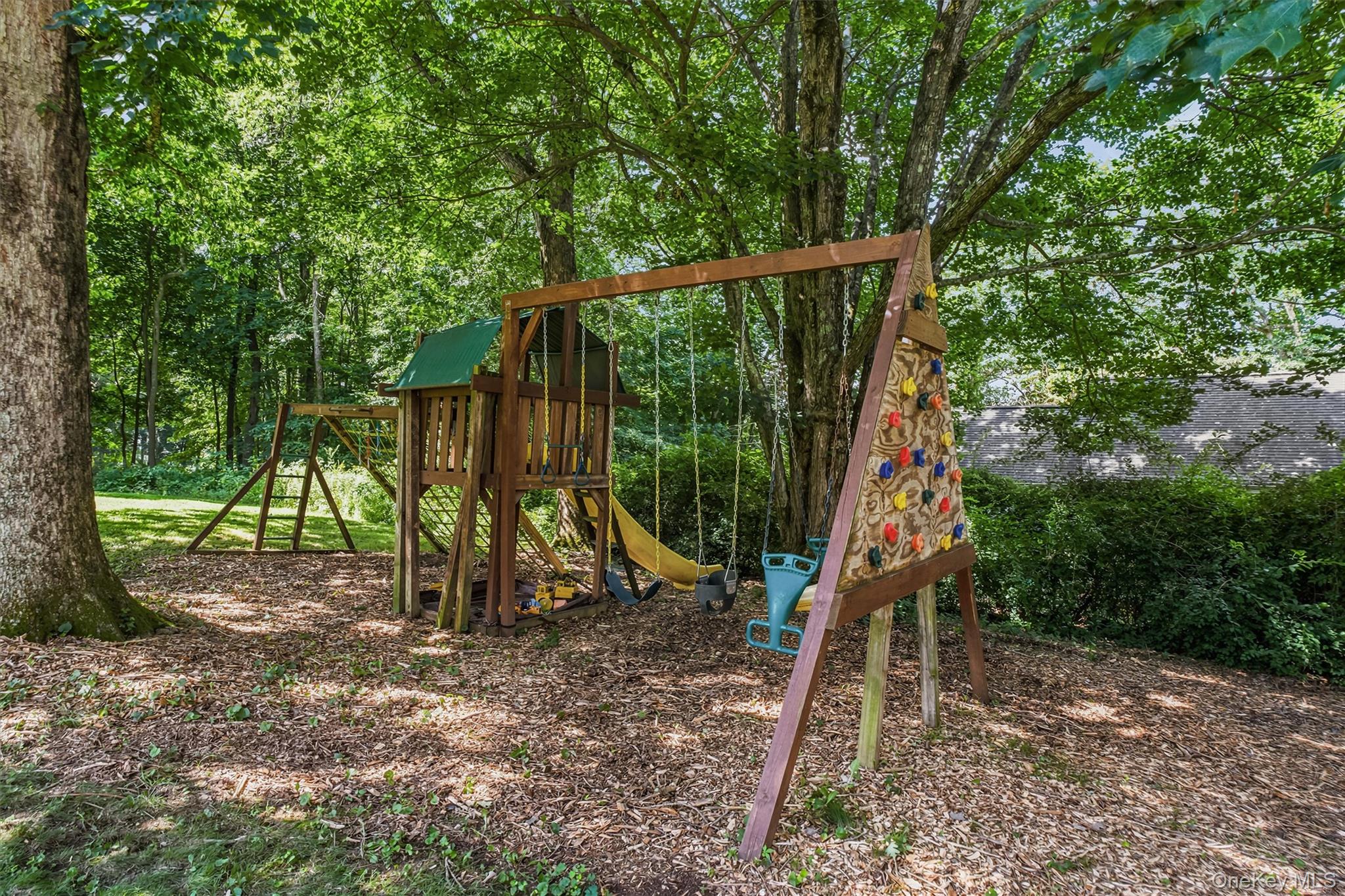 55 Ridge Avenue – For Sale photo 31