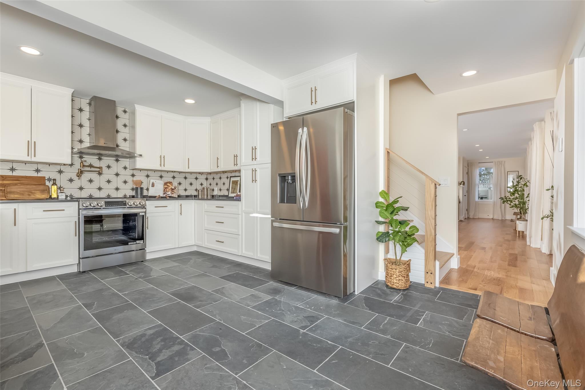20 Campbell Street – For Sale photo 4