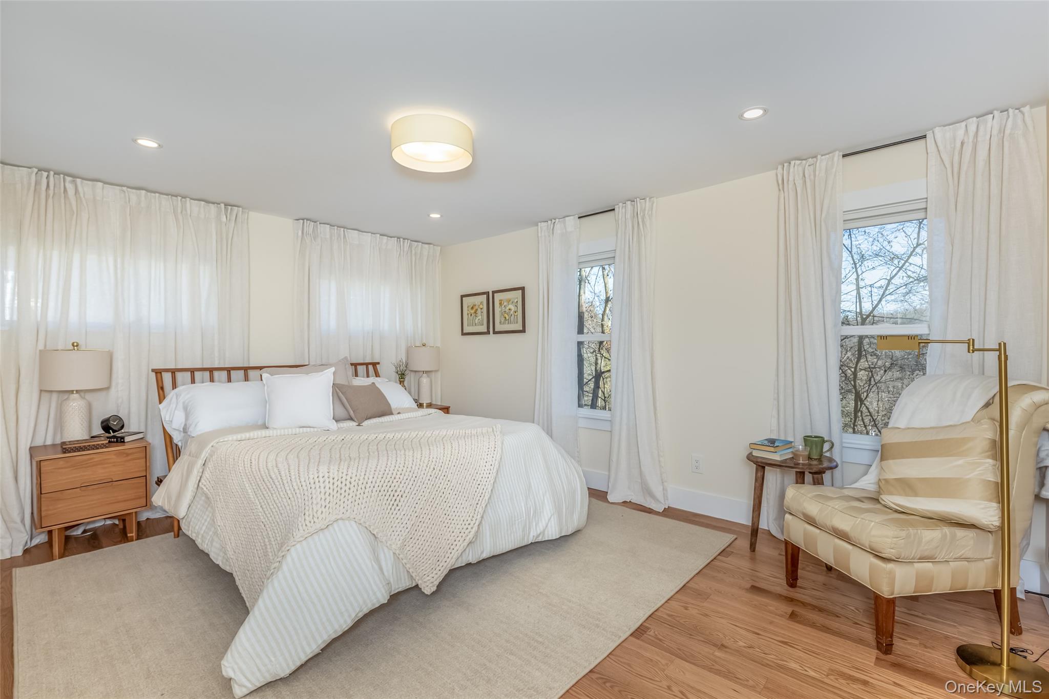 20 Campbell Street – For Sale photo 11