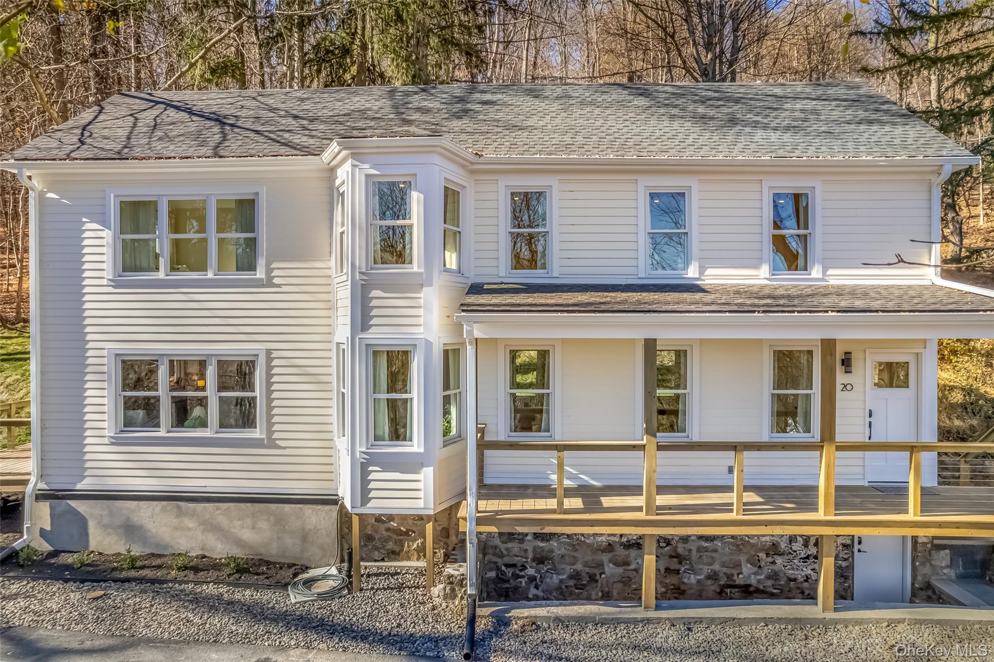 20 Campbell Street – For Sale photo 2