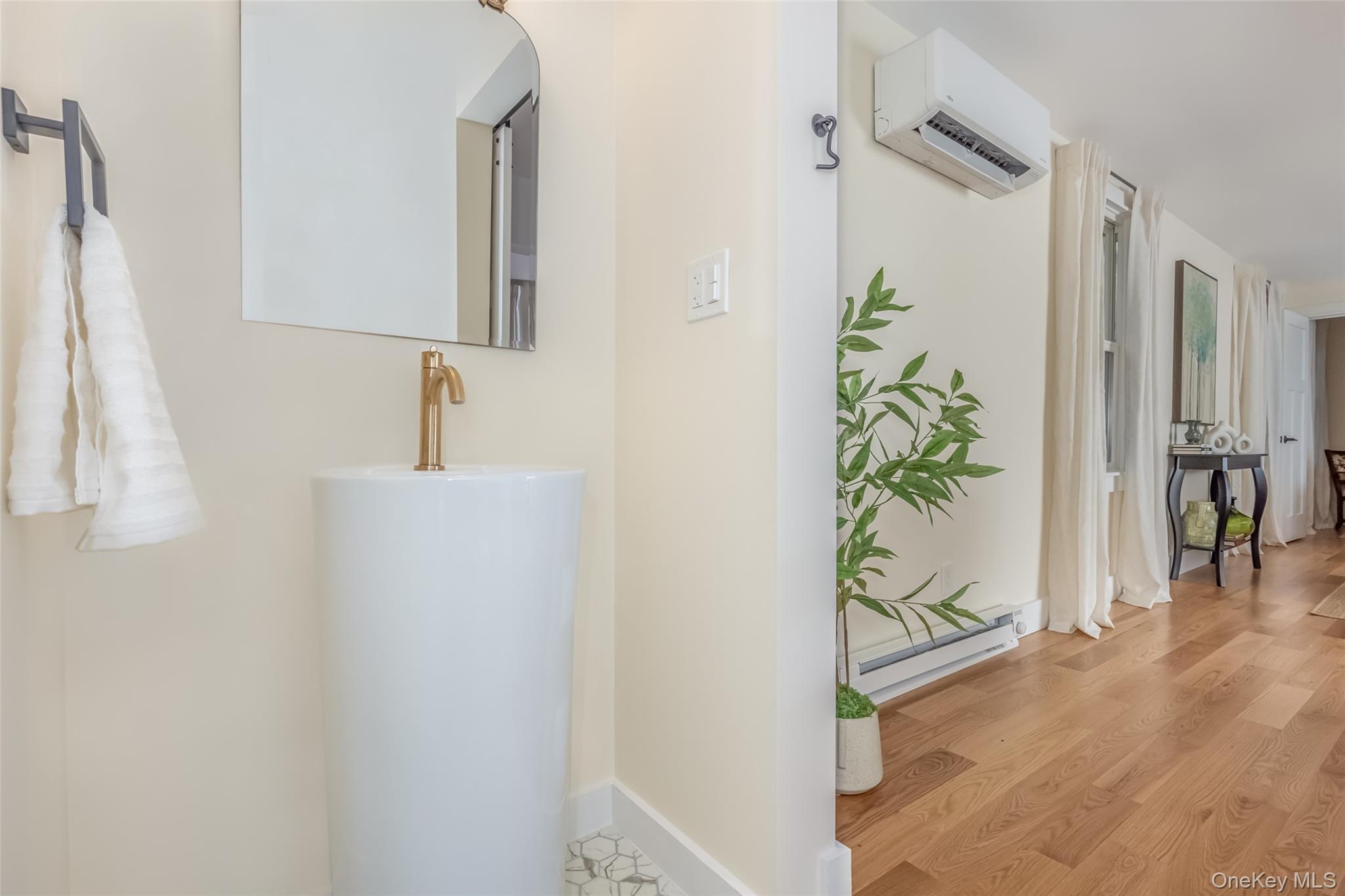 20 Campbell Street – For Sale photo 21