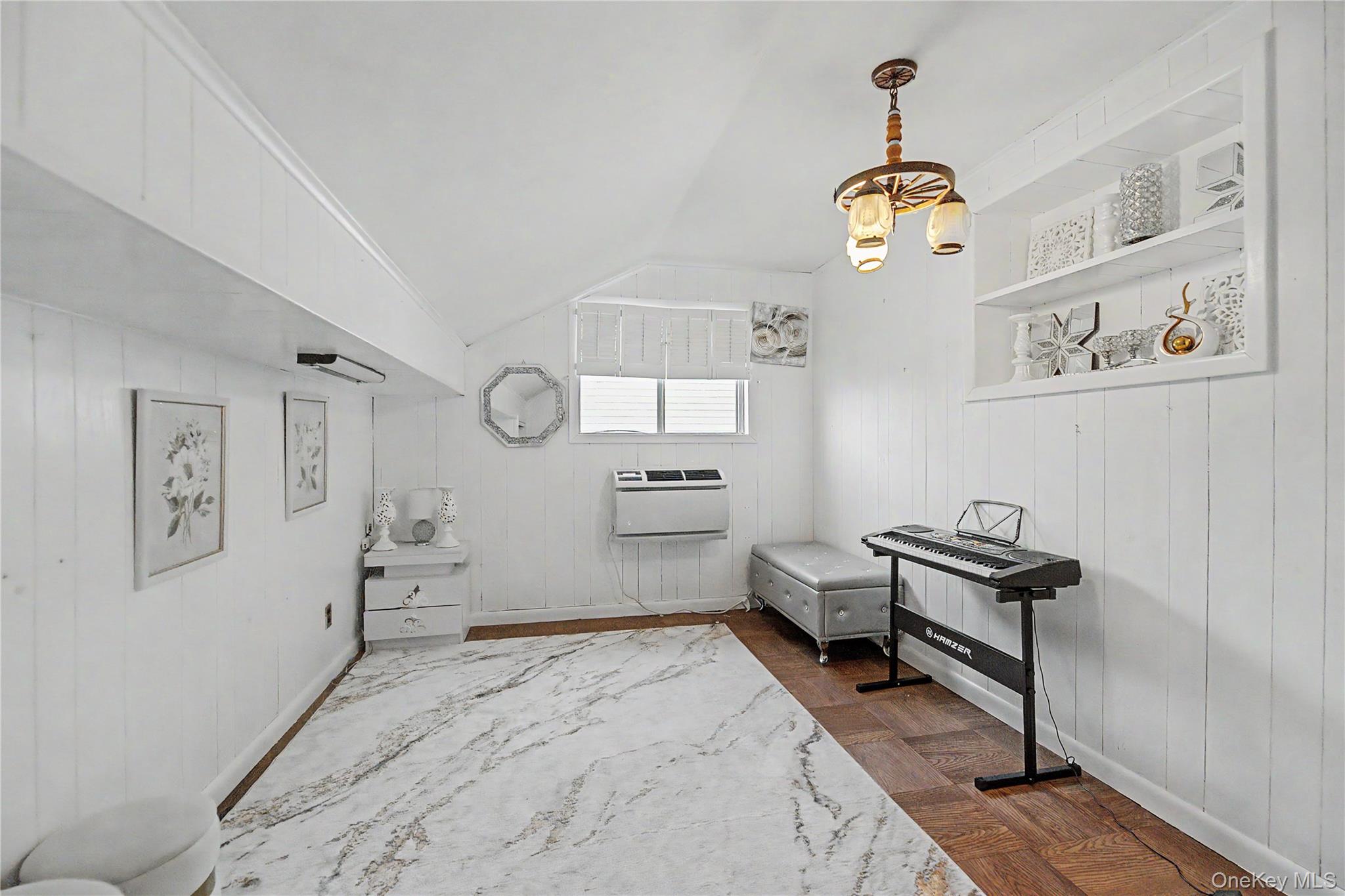 6 Westwind Road – For Rent photo 23